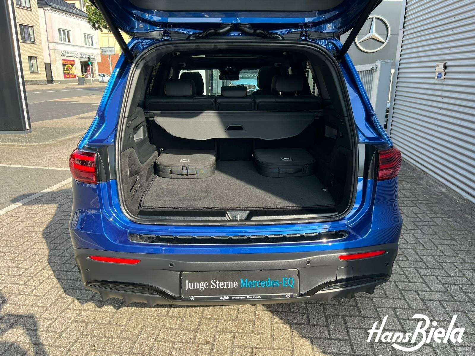 Mercedes-Benz EQB