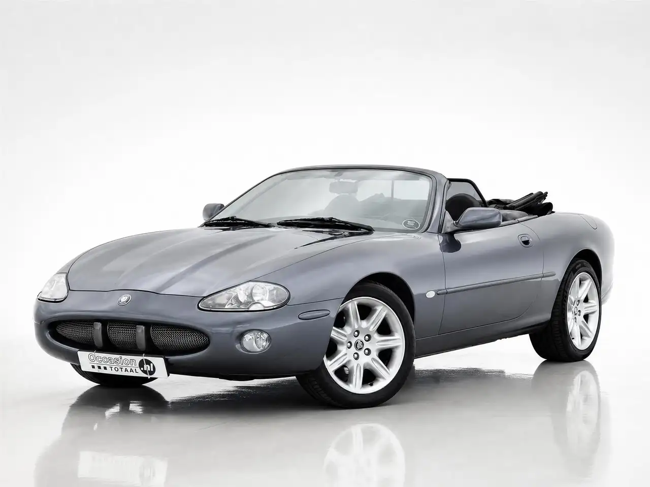 Jaguar XK8 4.0 V8 Convertible, foto 1