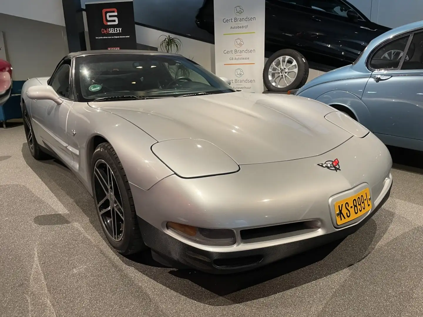 Chevrolet Corvette USA 5.7 Convertible A Gris - 2