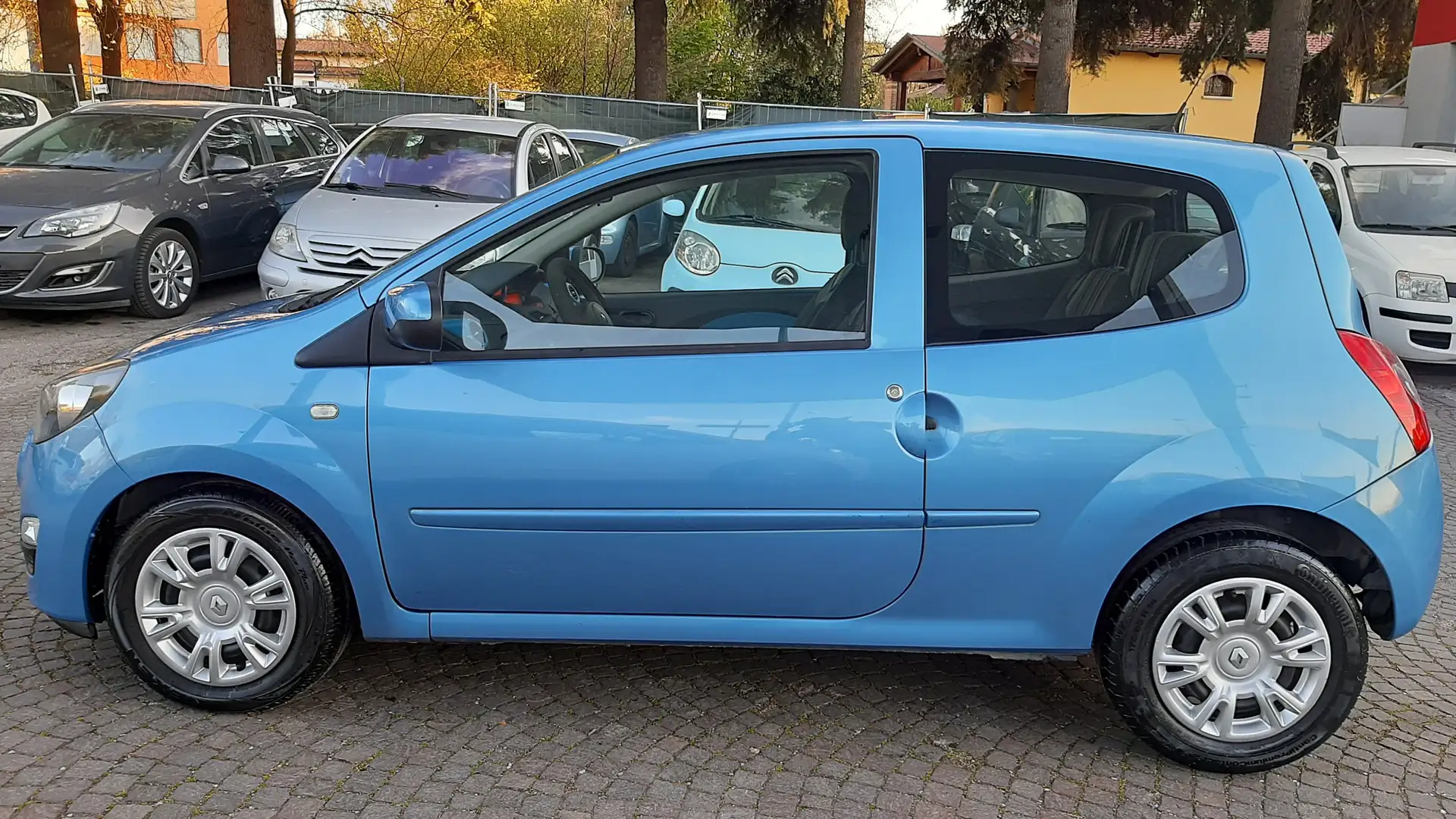 Renault Twingo 1.2 3P. Km. 53000 Azul - 2