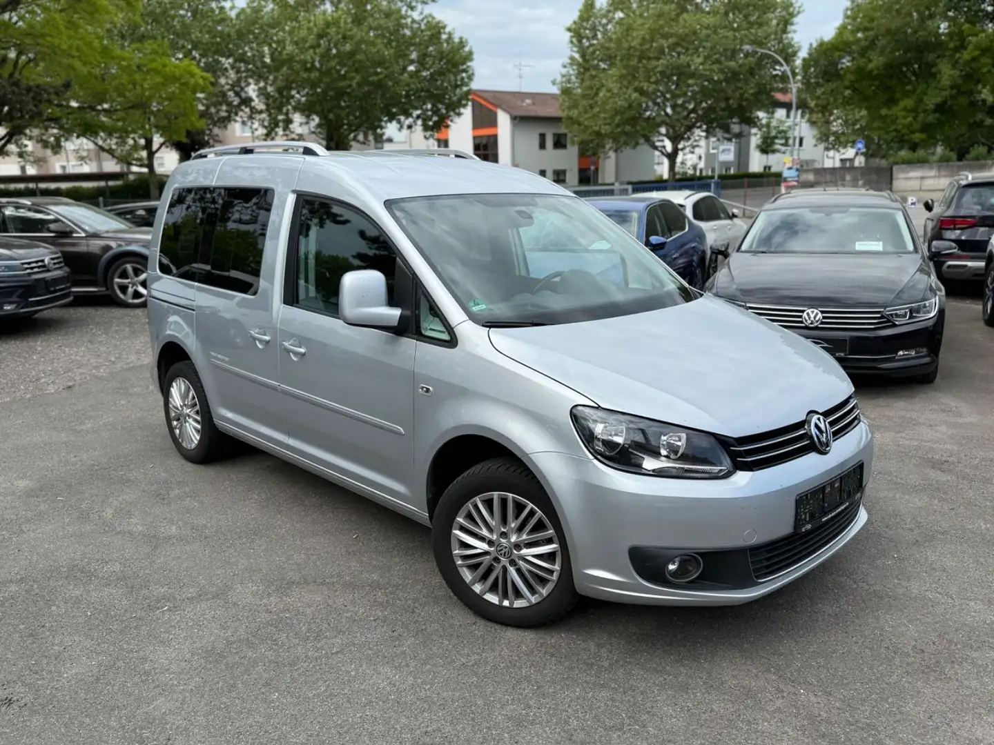 Volkswagen Caddy Comfortline *KLIMATR*ALU*PDC*BLUETOOTH Srebrny - 1