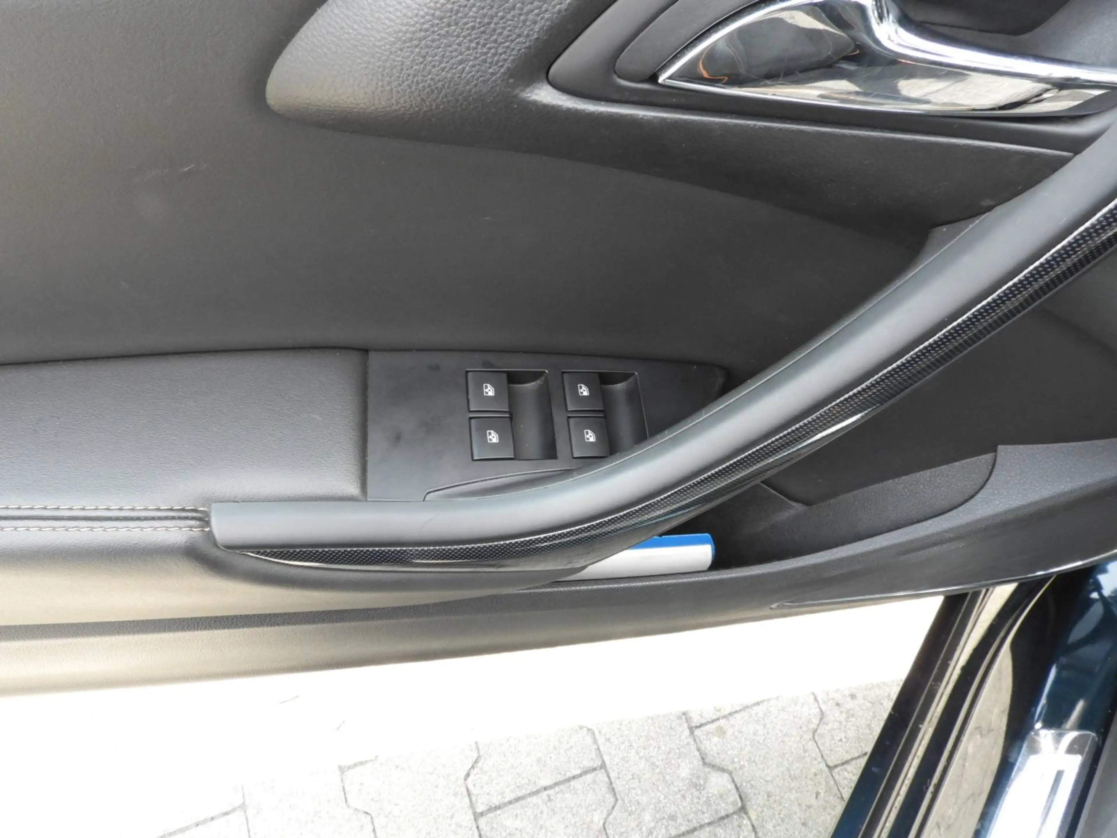 Opel Cascada Innovation ecoFlex DAB Navi Rückfahrkamera Sitz und Lenkradheizung 20 Zoll — photo 7