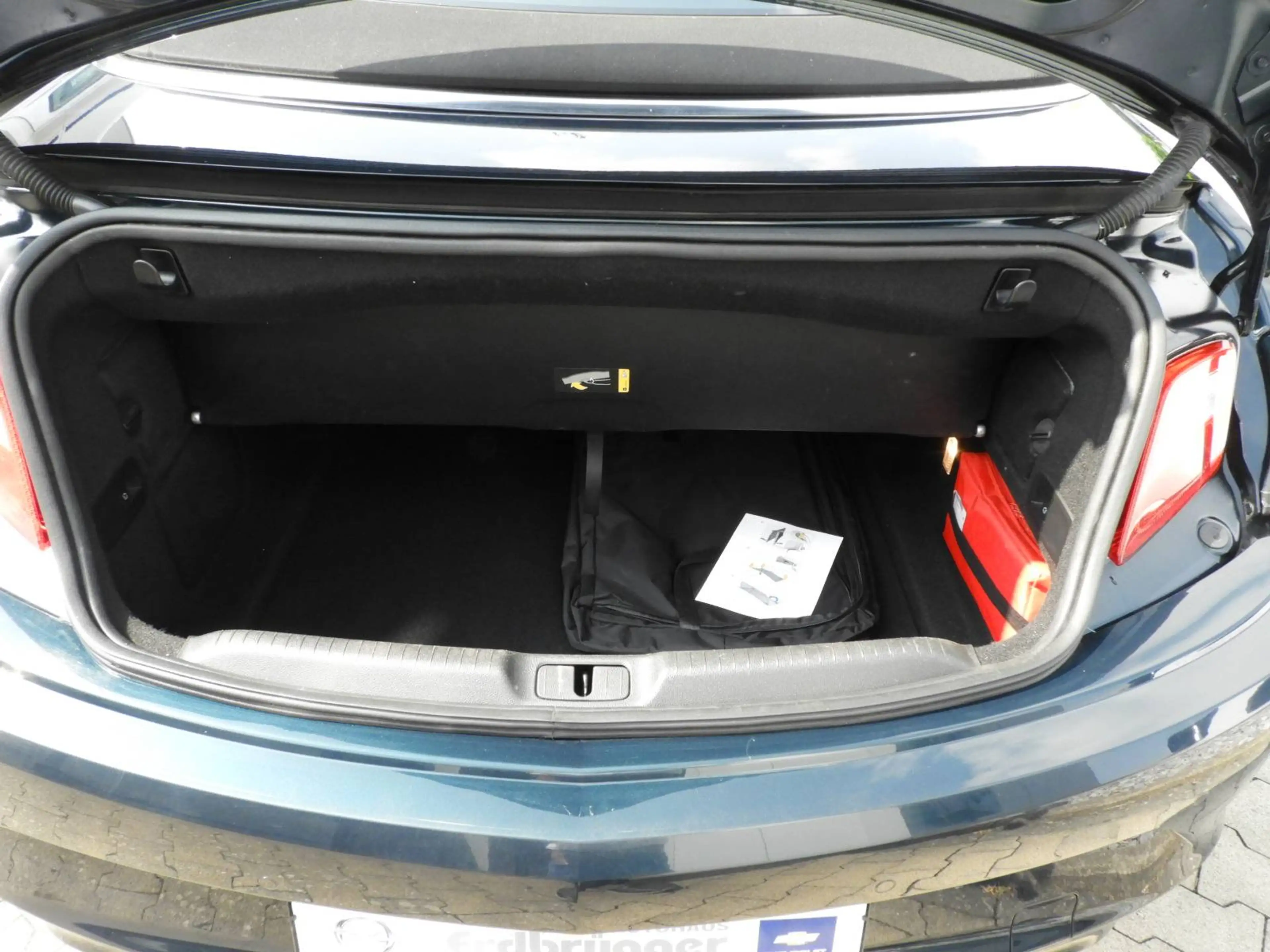 Opel Cascada Innovation ecoFlex DAB Navi Rückfahrkamera Sitz und Lenkradheizung 20 Zoll — photo 6