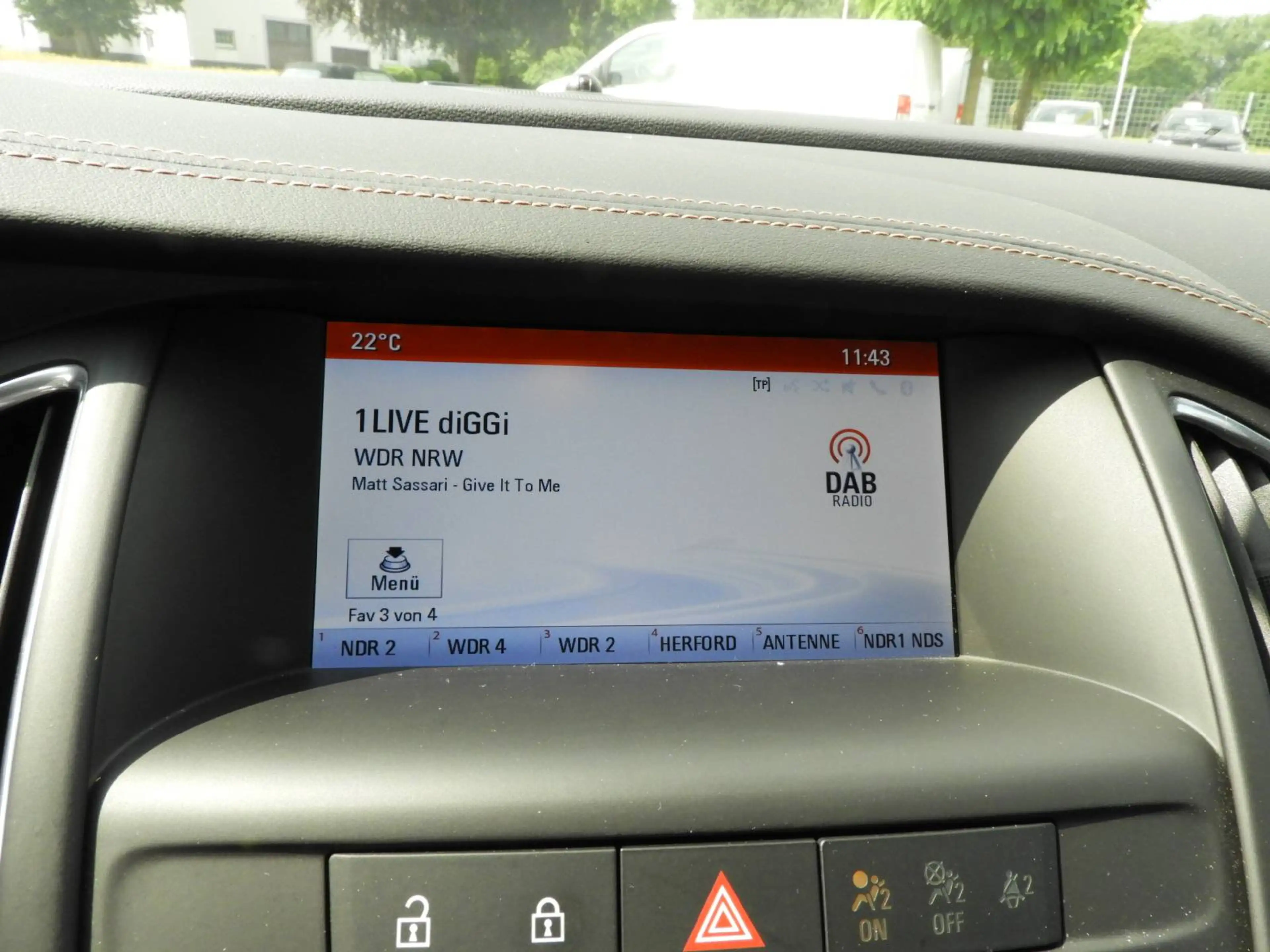 Opel Cascada Innovation ecoFlex DAB Navi Rückfahrkamera Sitz und Lenkradheizung 20 Zoll — photo 11