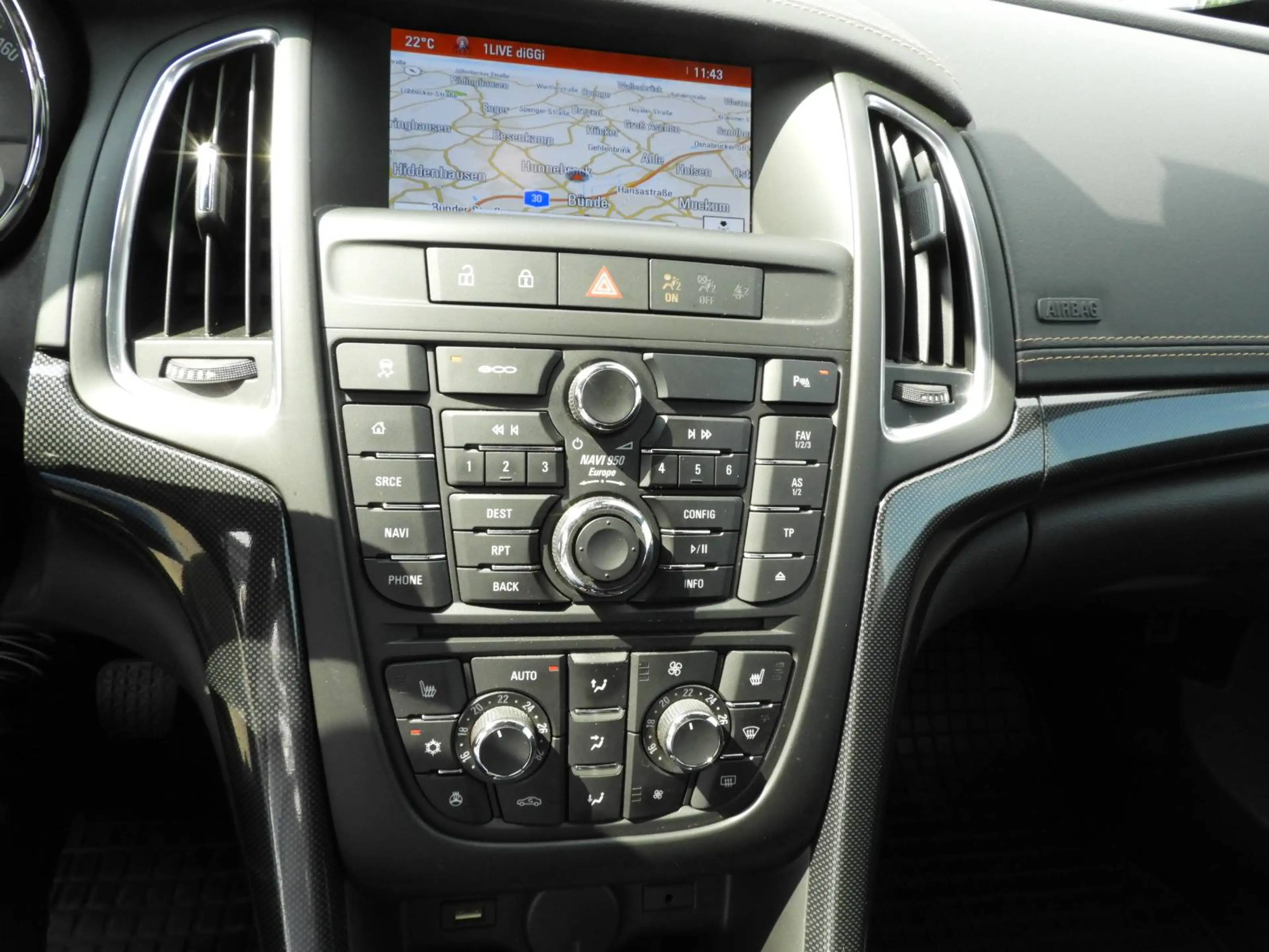 Opel Cascada Innovation ecoFlex DAB Navi Rückfahrkamera Sitz und Lenkradheizung 20 Zoll — photo 14
