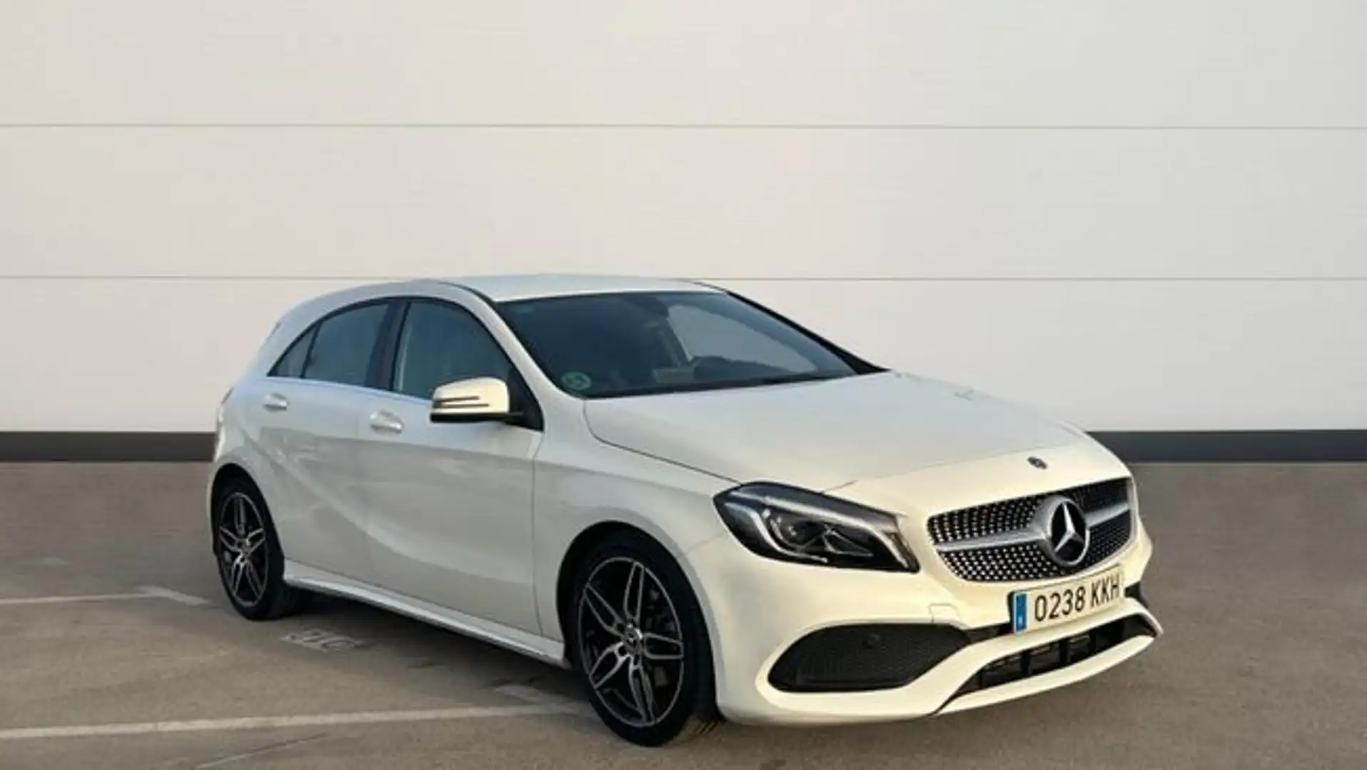 Mercedes-Benz A 200 2.1 D 136 5P AMG LINE AUTO Blanco - 1