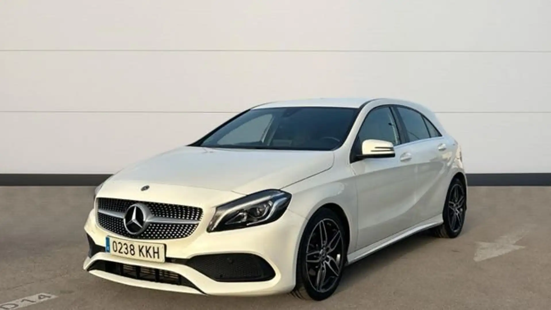 Mercedes-Benz A 200 2.1 D 136 5P AMG LINE AUTO Blanco - 2