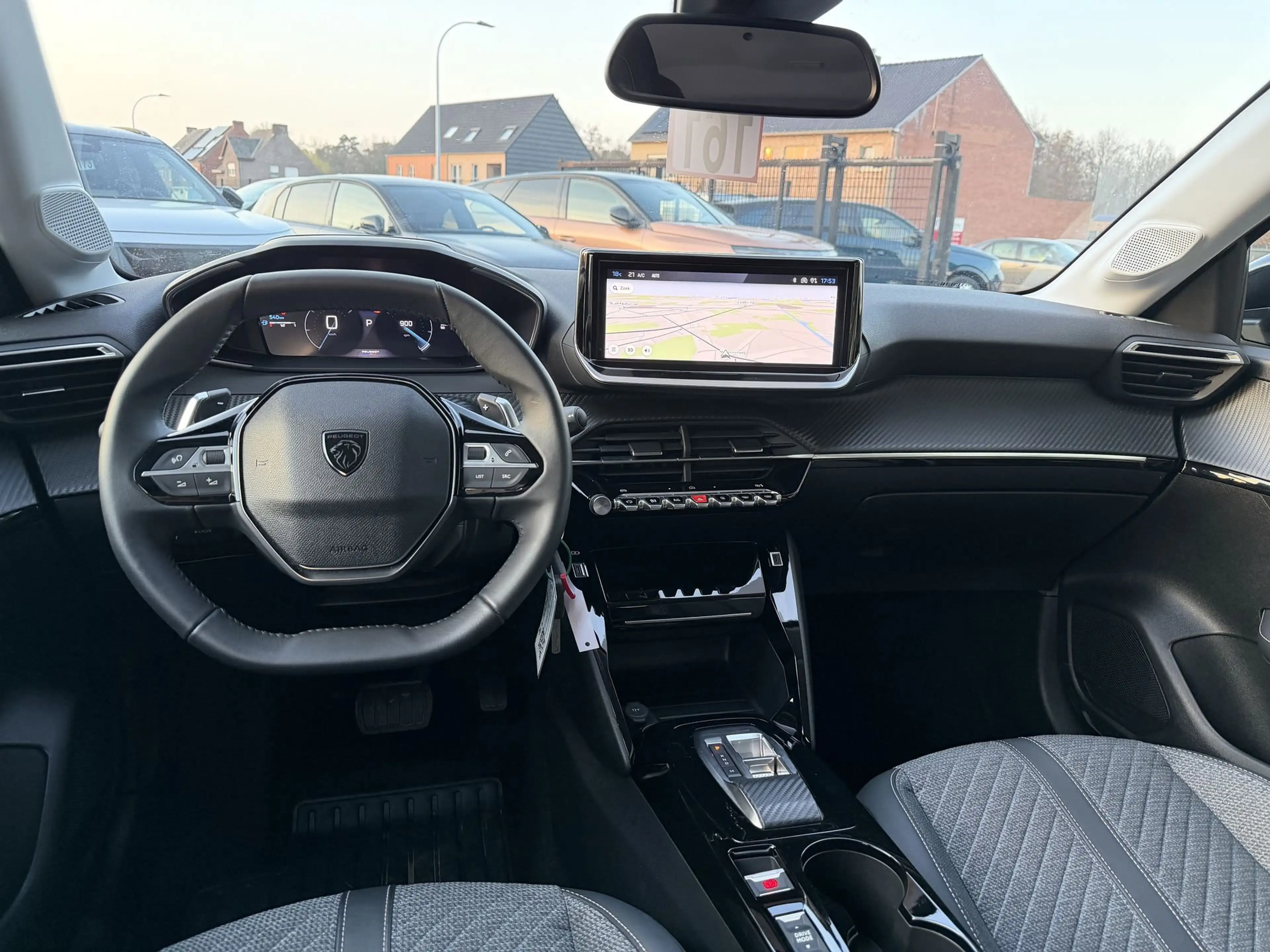 Peugeot 208 Allure 1.2T Automaat *Navi*Camera*CarPlay* — photo 11