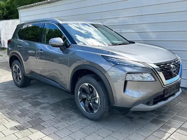 Nissan X-Trail main image