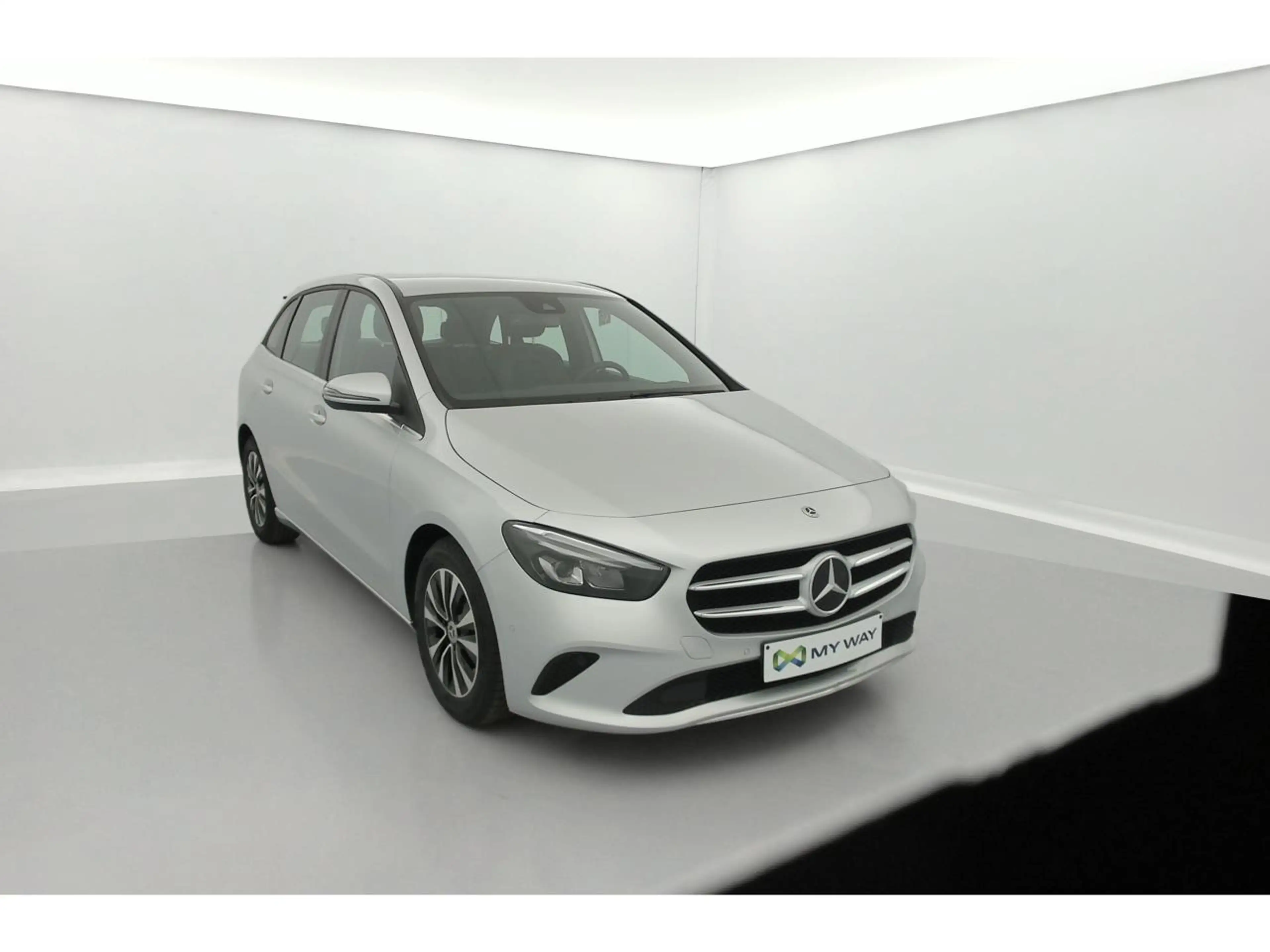 Mercedes-Benz B 180 B 180 Business Luxury Line — photo 3