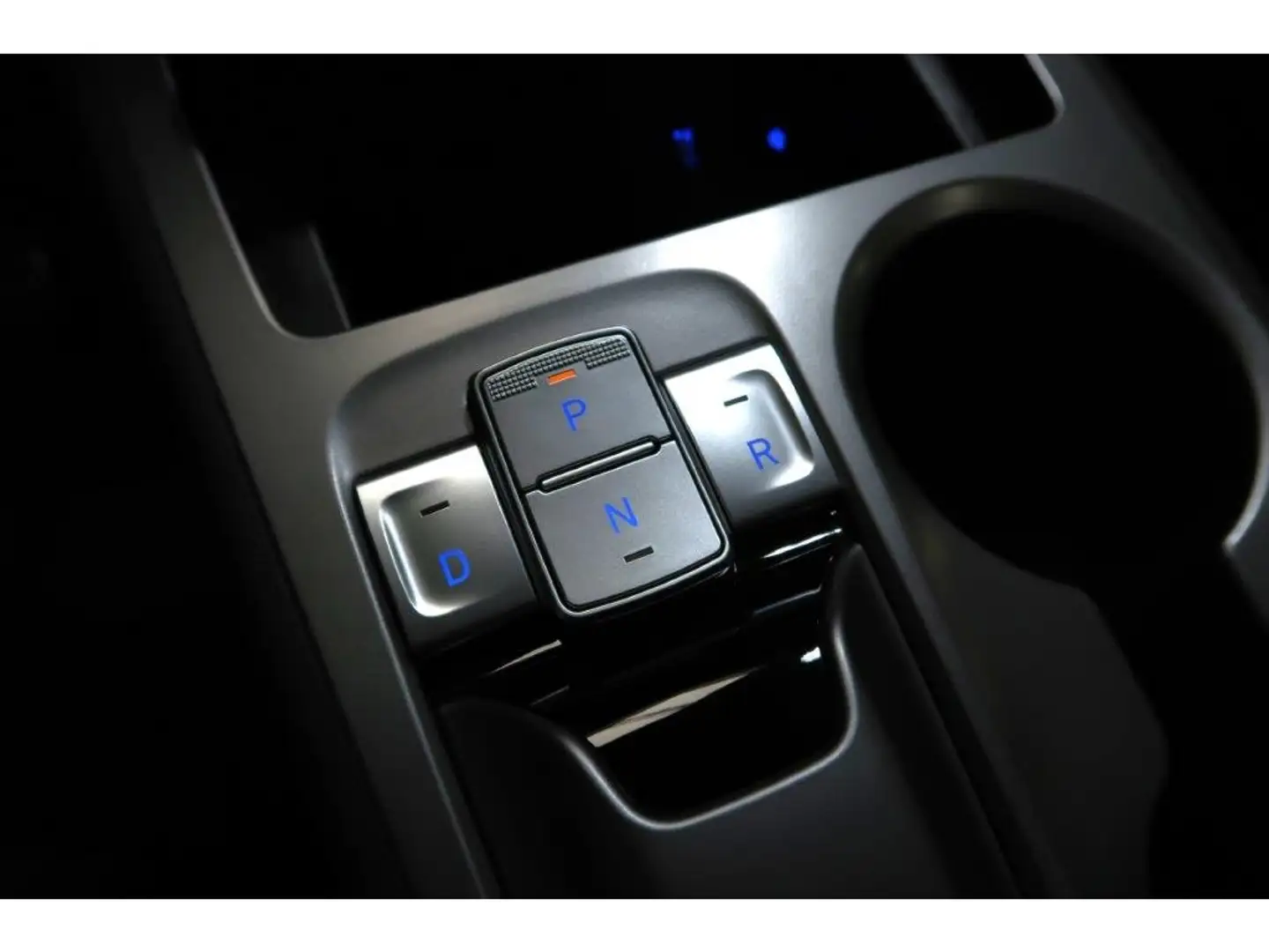 Hyundai KONA Trend Elektro 2WD Navi Rückfahrk. Sitzhz. Weiß - 2
