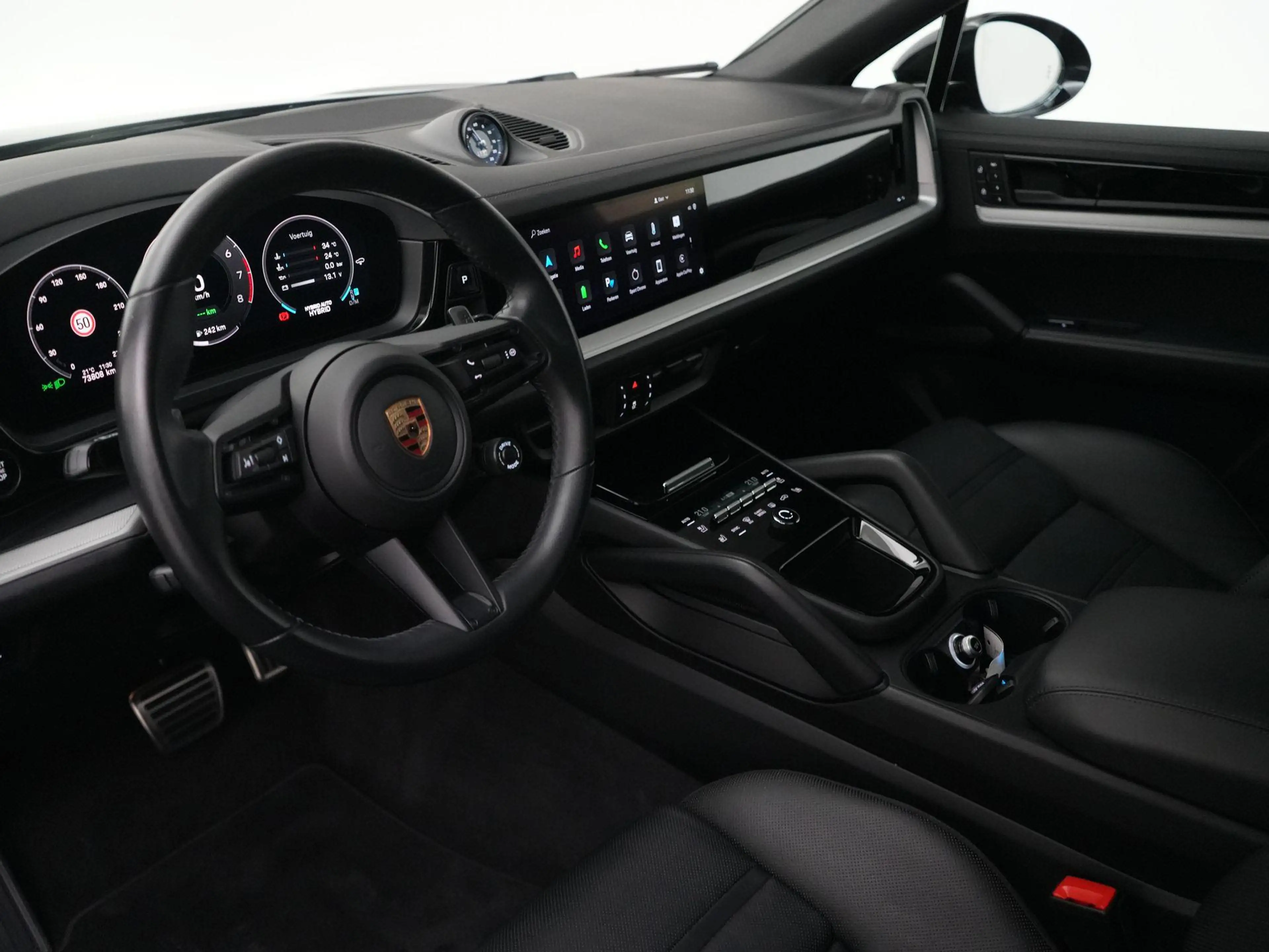 Porsche Cayenne E-Hybrid Coupé — photo 14