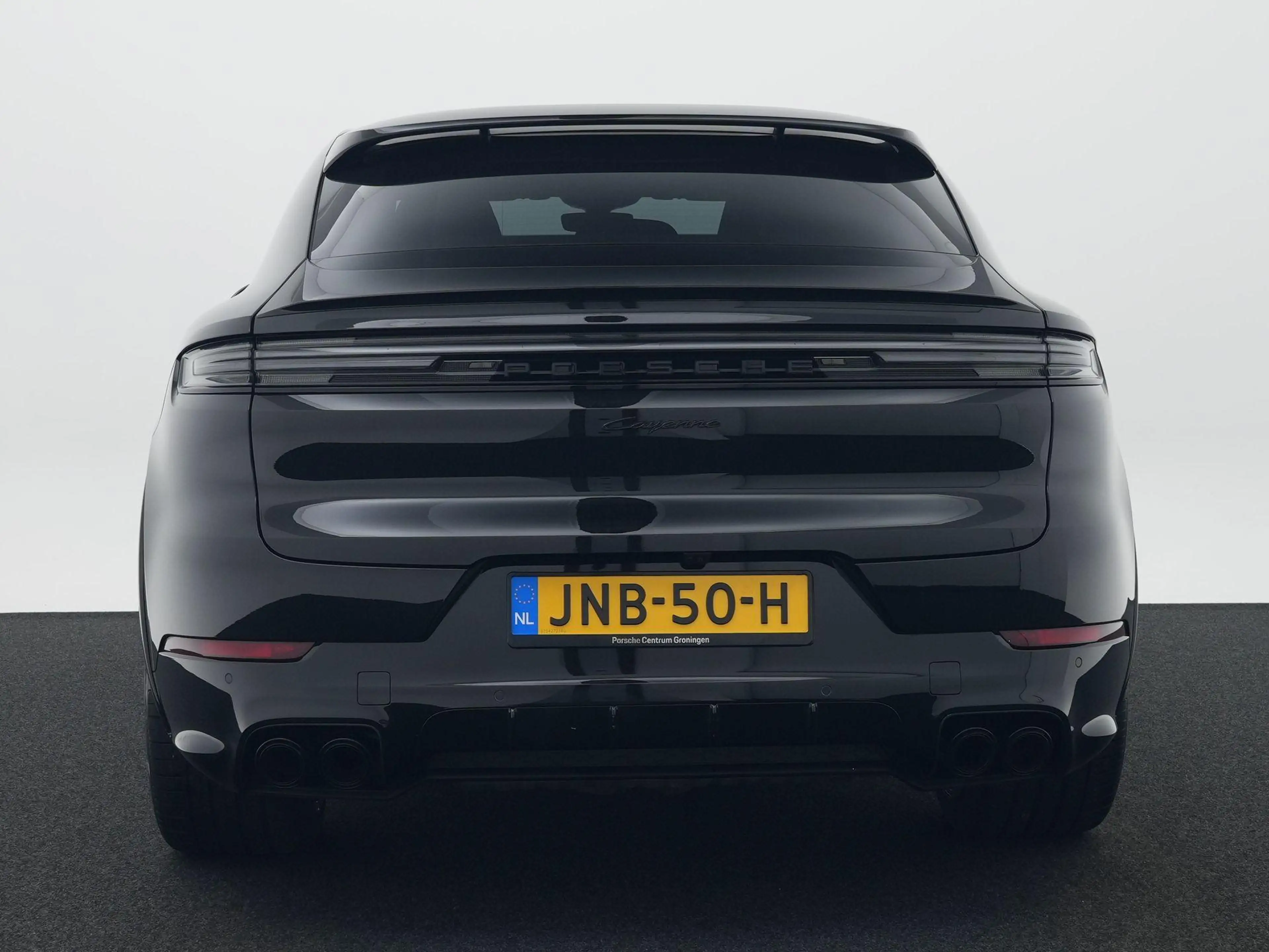 Porsche Cayenne E-Hybrid Coupé — photo 13