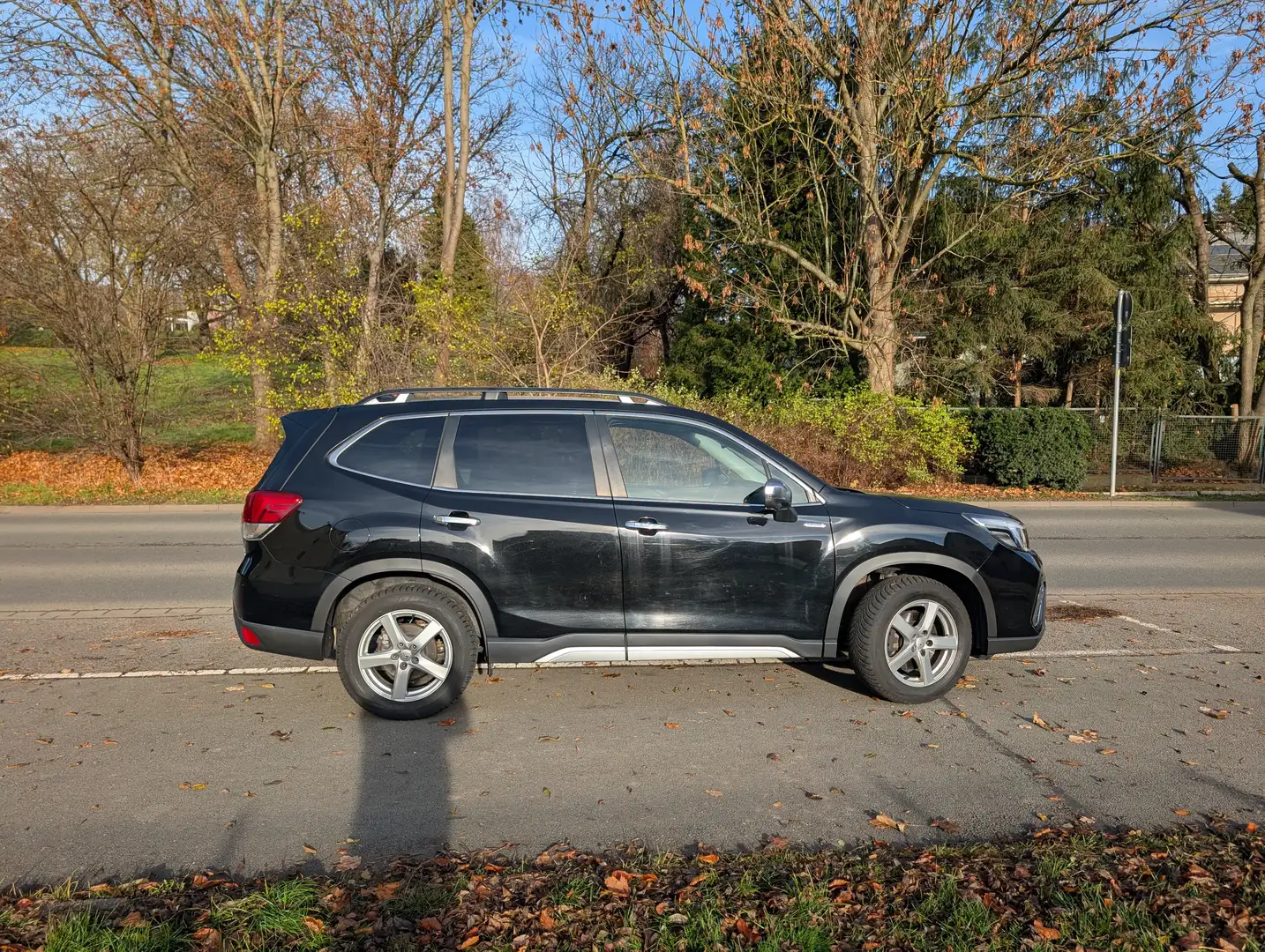 Subaru Forester Forester Hybrid 2.0ie Lineartronic Active Noir - 1