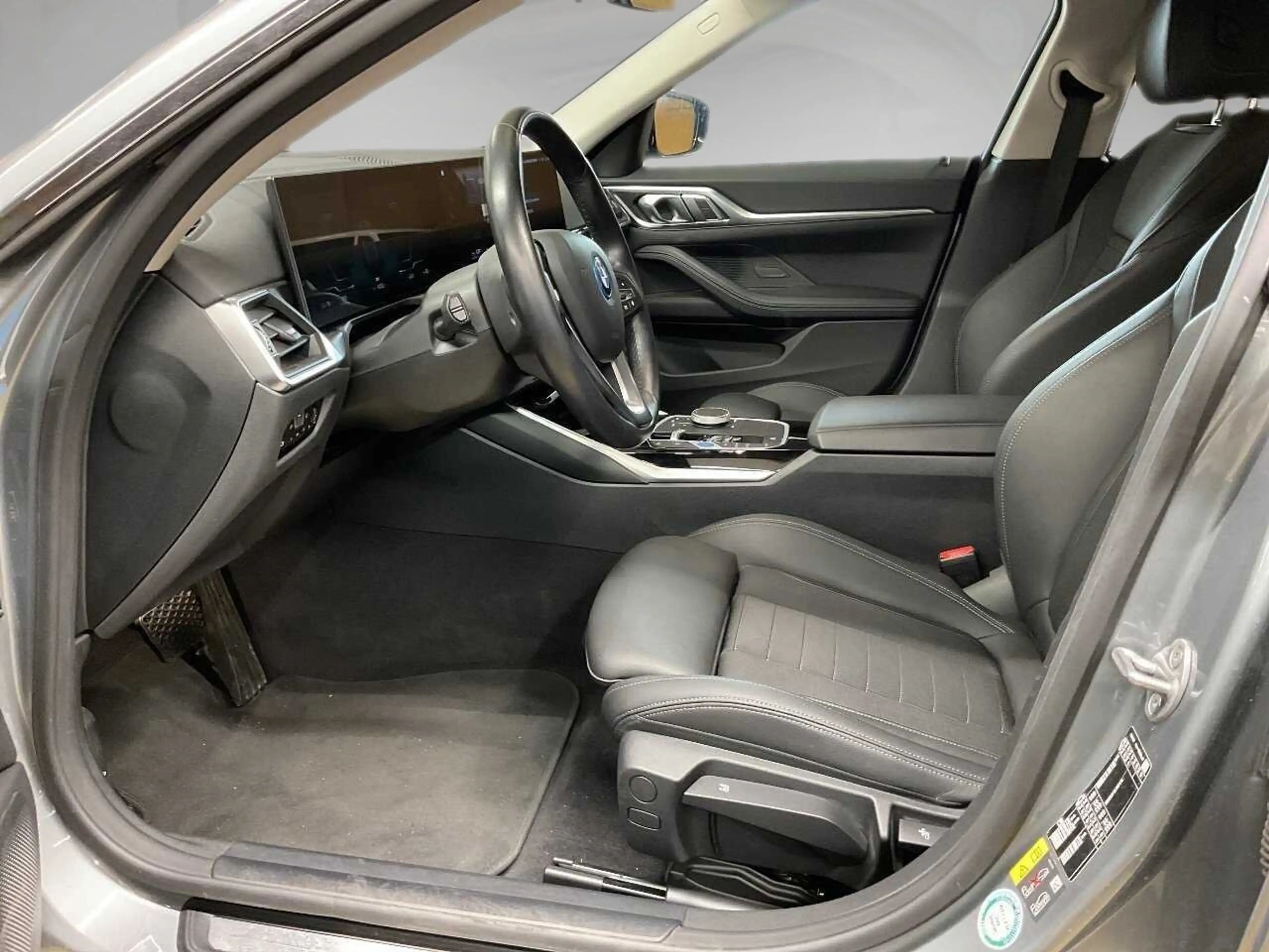 BMW i4 Gran Coupe Gran Coupe eDrive 40 Wide SpoSi — photo 8