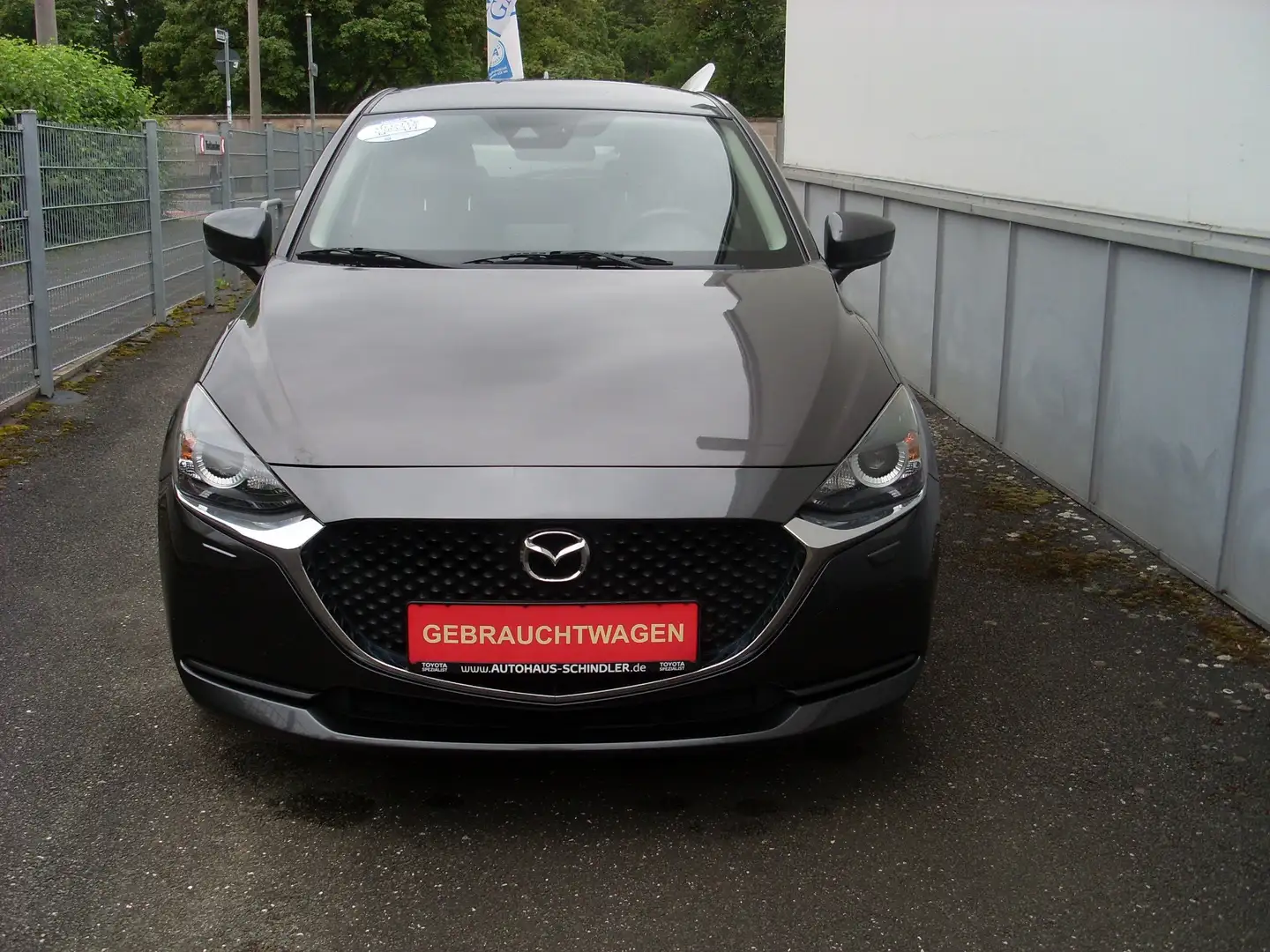 Mazda 2 SKYACTIV-G 90 M HYBRID KIZOKU Grau - 2