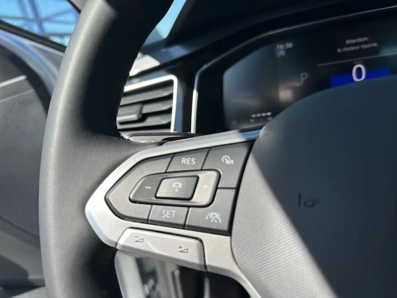 Volkswagen Polo Citadine 5 portes — photo 22