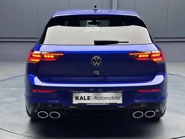 Volkswagen Golf view 4