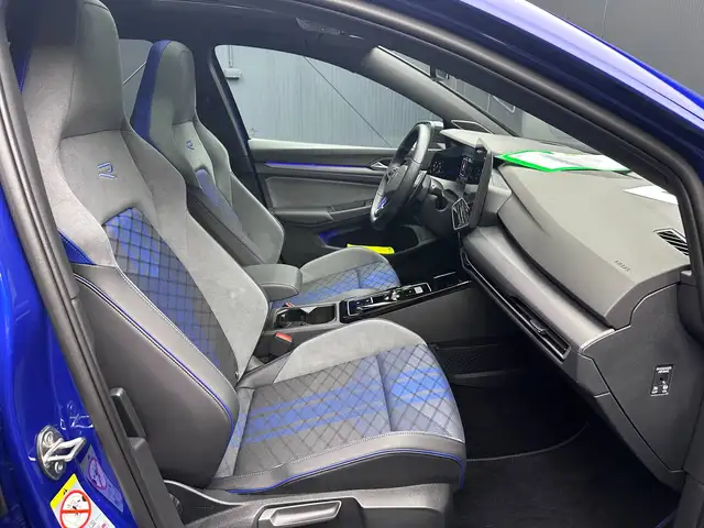 Volkswagen Golf view 11