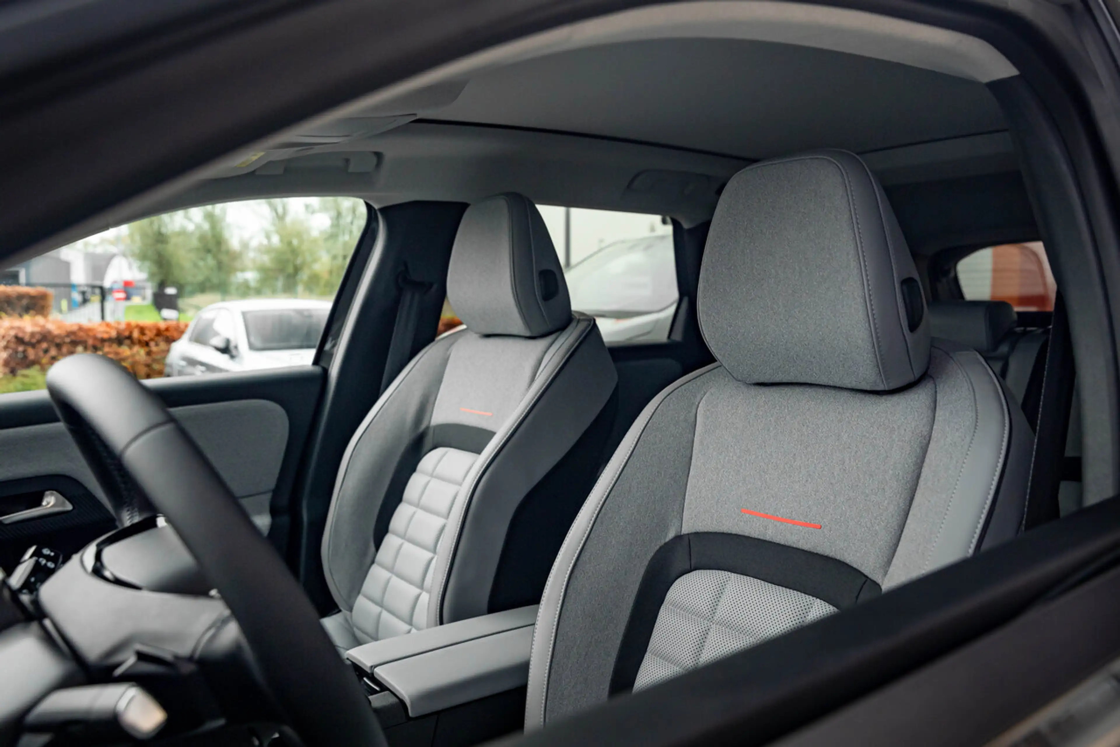 Citroen C5 Aircross NEW | MAX | Elektrisch 210 PK | Pano | 360° | D... — photo 14