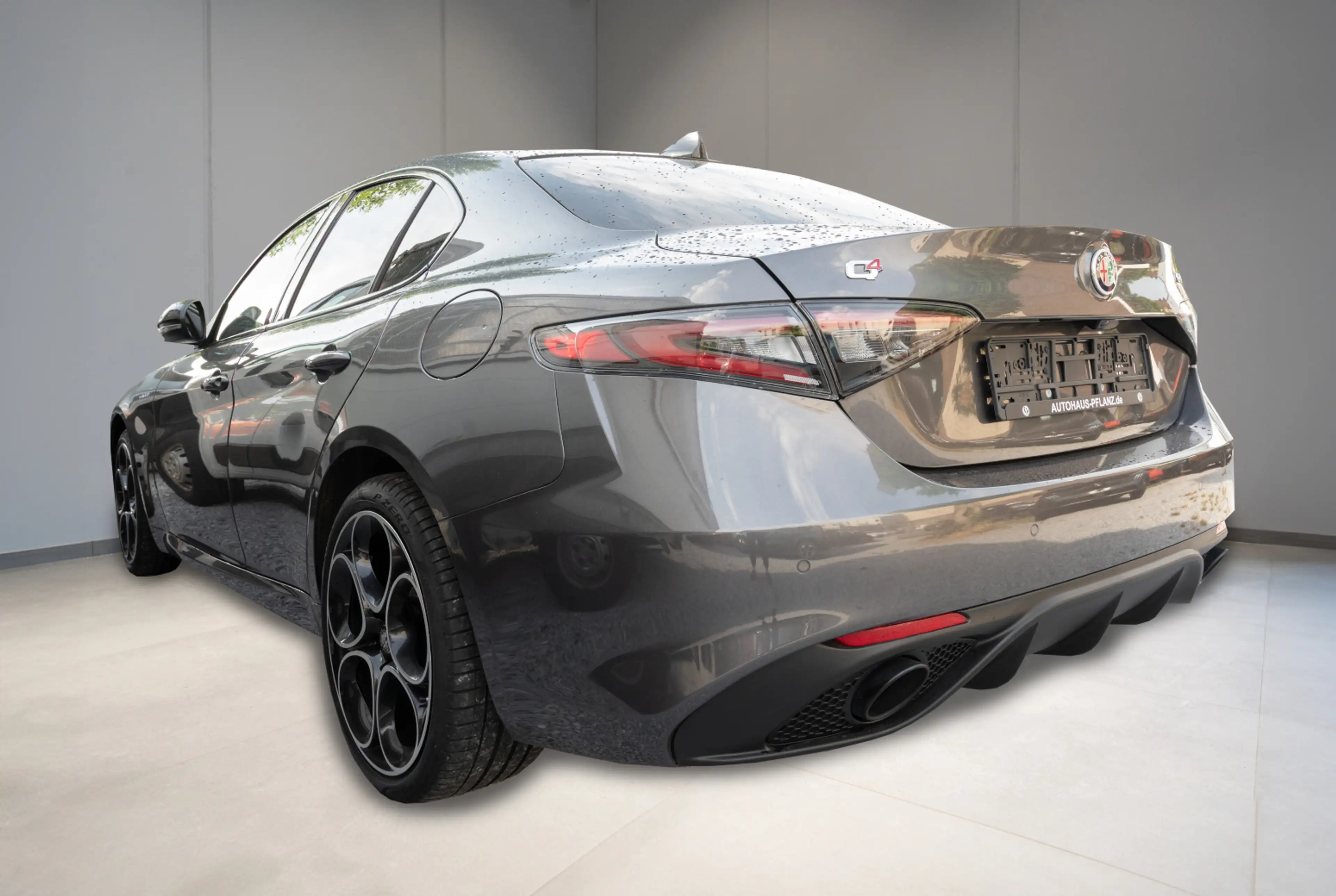 Alfa Romeo Giulia Veloce Q4 2.0 Turbo 16V AT8 *SPORT-PAKET*KOMFORT-PAKET* *INVENTUR-SALE* — photo 4