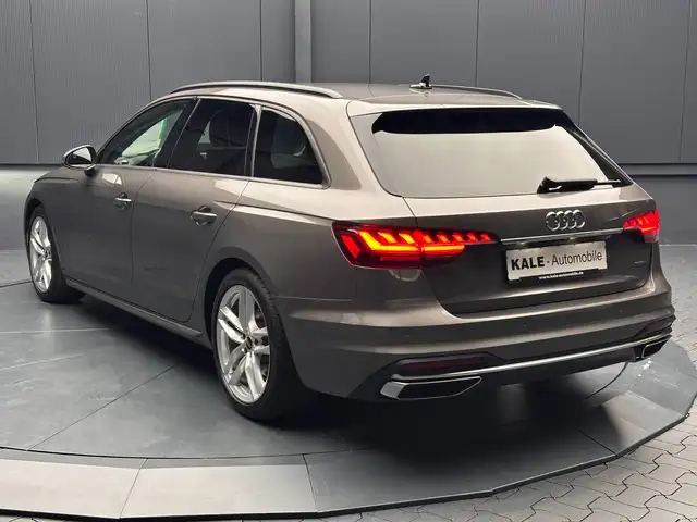 Audi A4 view 3