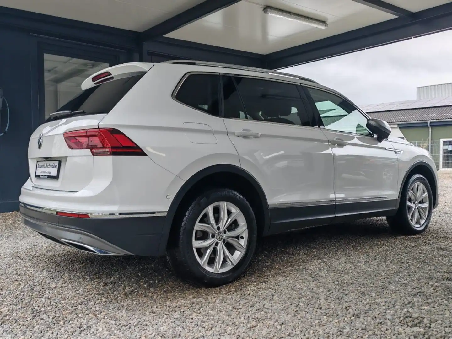 Volkswagen Tiguan Allspace 2.0 TDI DSG,PANO,AHK,LED,HUD Weiß - 2