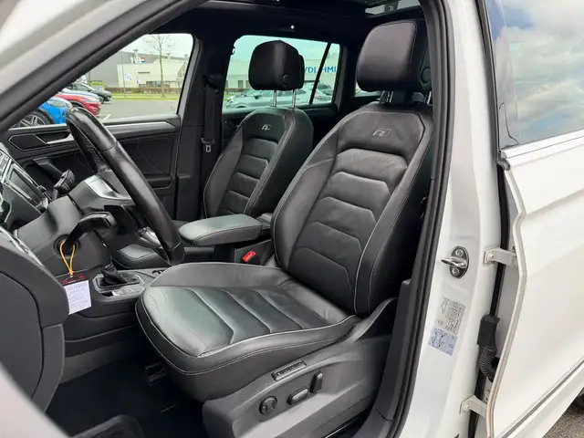Volkswagen Tiguan view 15