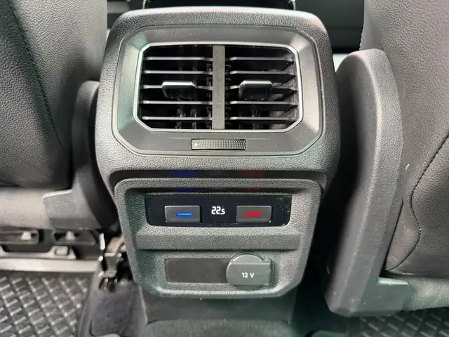 Volkswagen Tiguan view 29