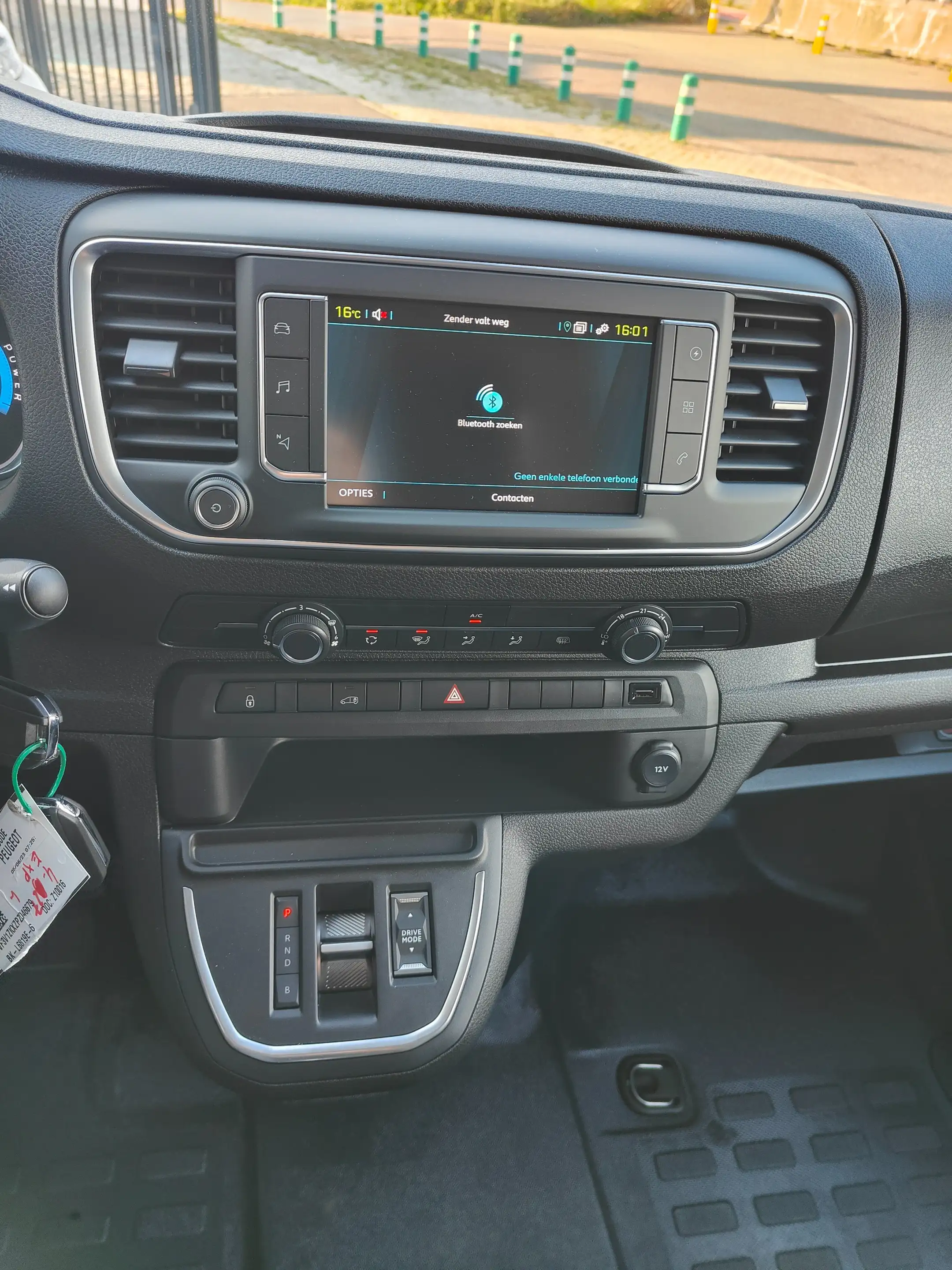 Peugeot e-Expert L2 75KW batterij — photo 11