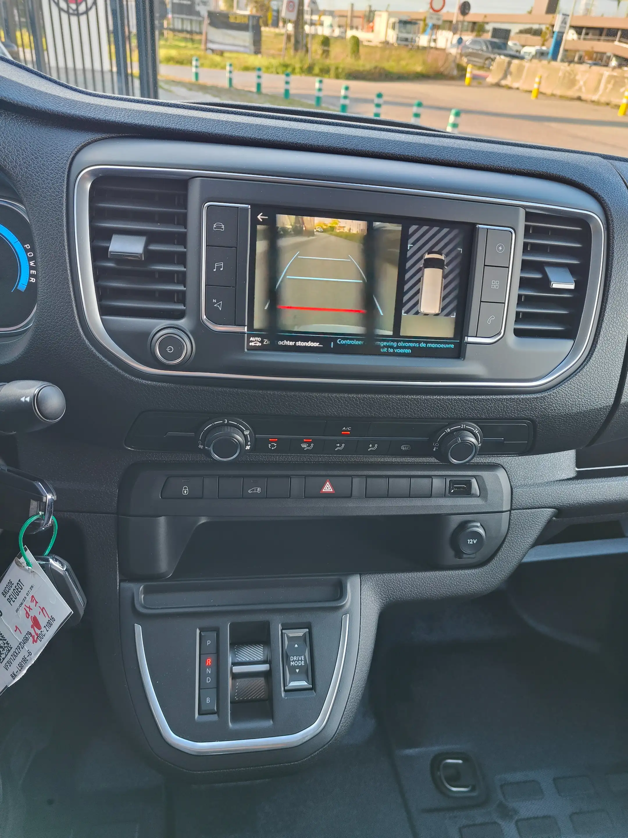 Peugeot e-Expert L2 75KW batterij — photo 12