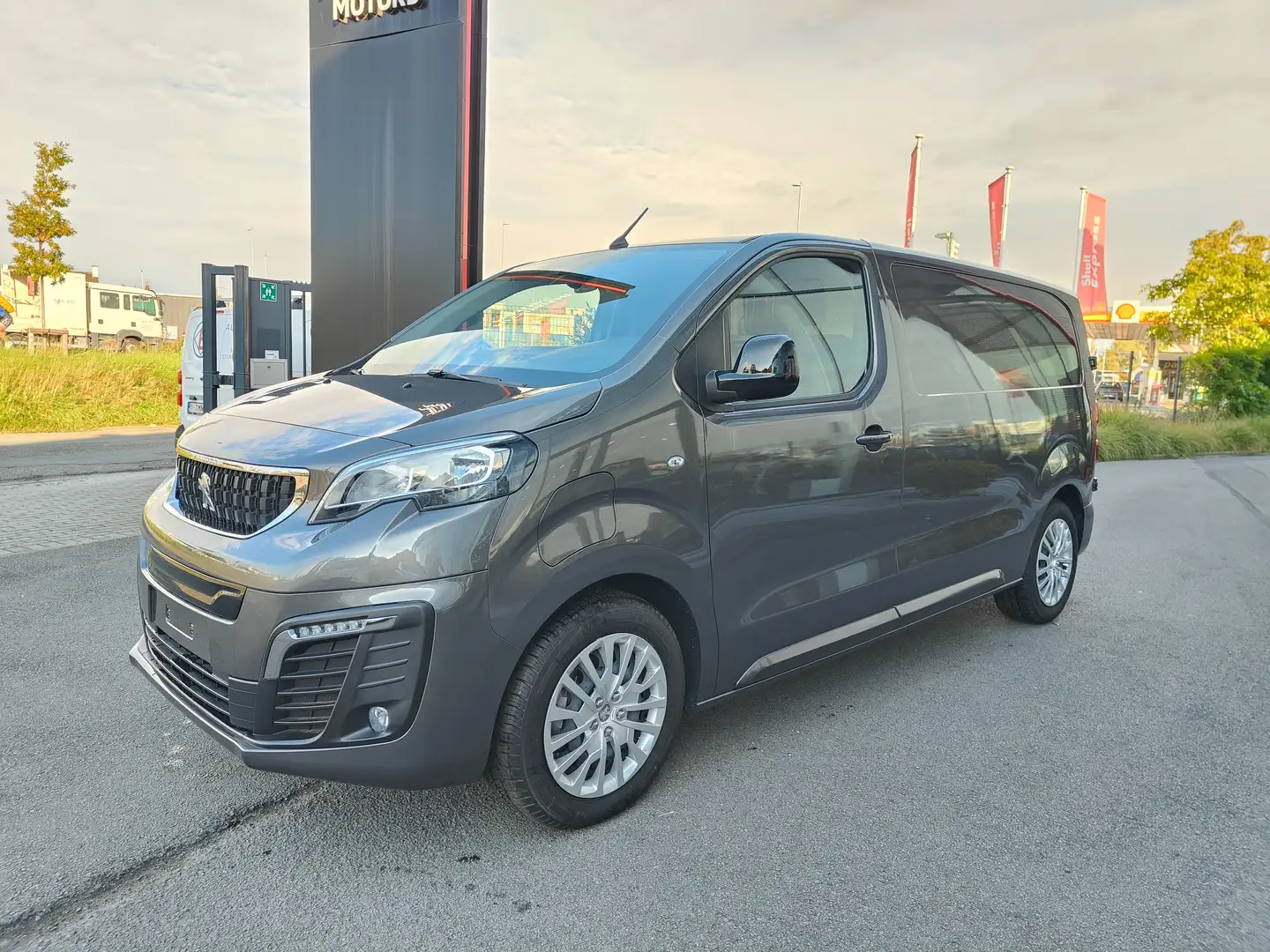 Peugeot e-Expert L2 75KW batterij Gris - 1