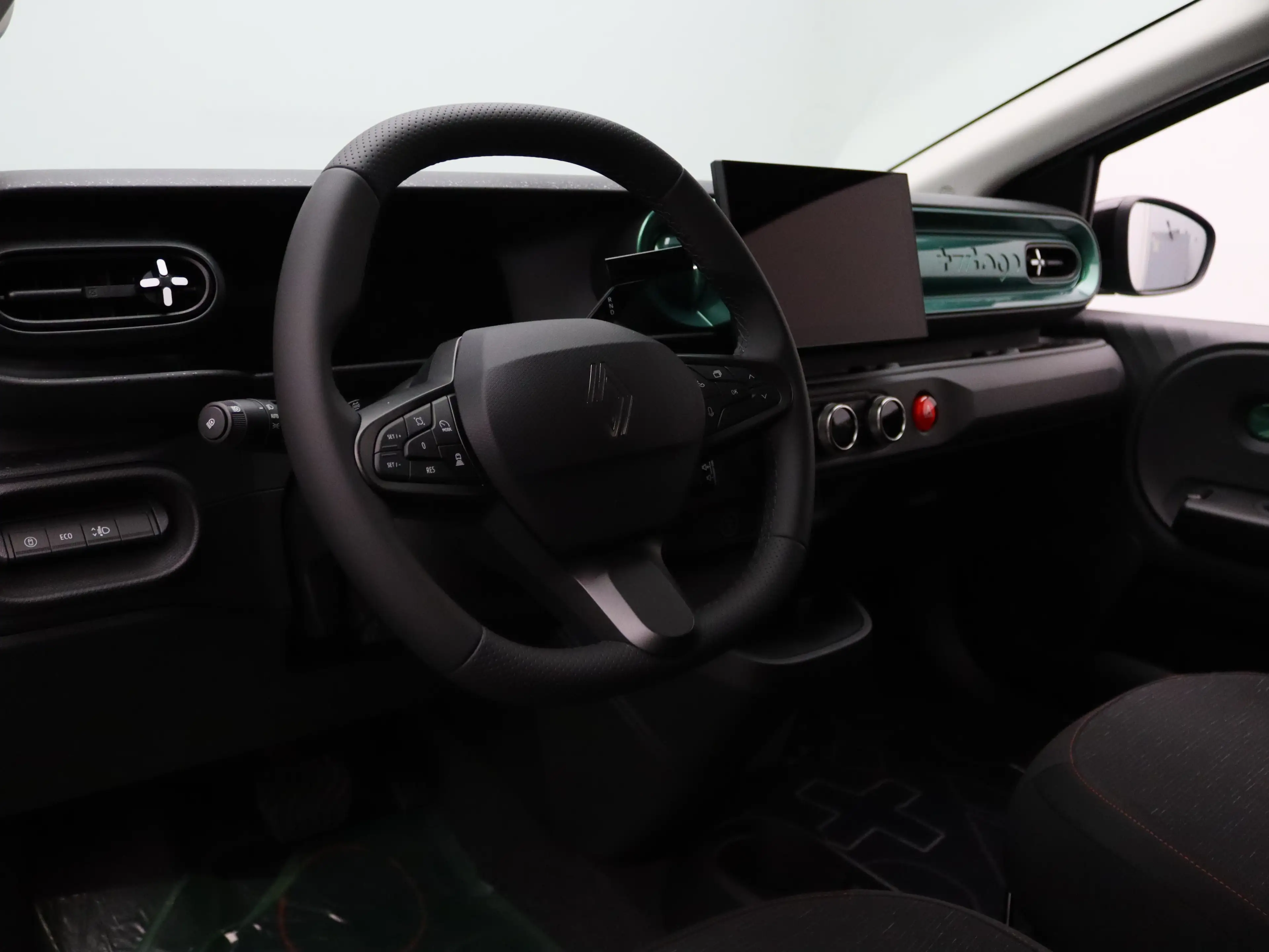 Renault Twingo Techno | Achteruitrijcamera | LED-achterlichten | — photo 14