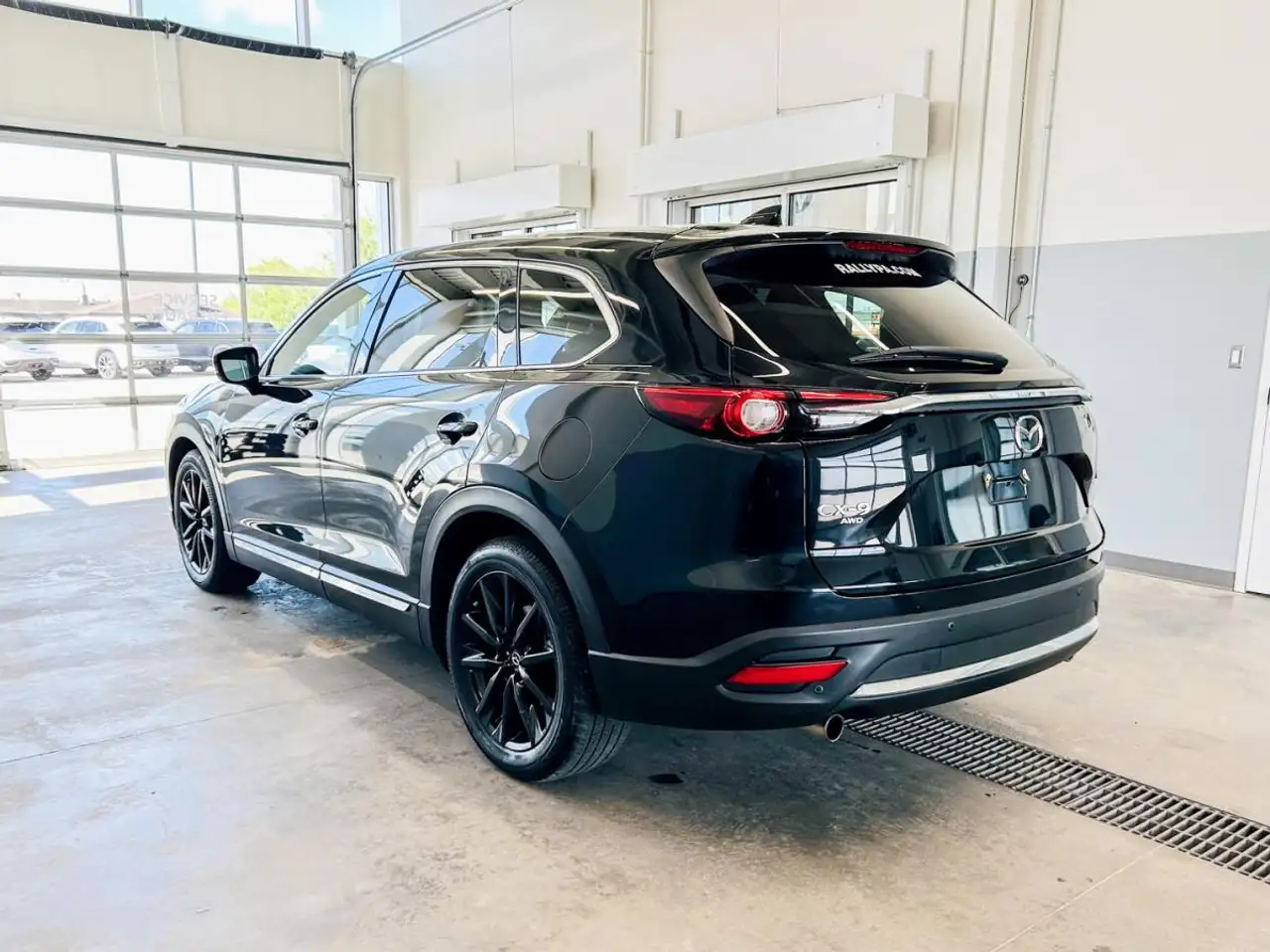 Mazda CX-9 снимка Mazda CX-9