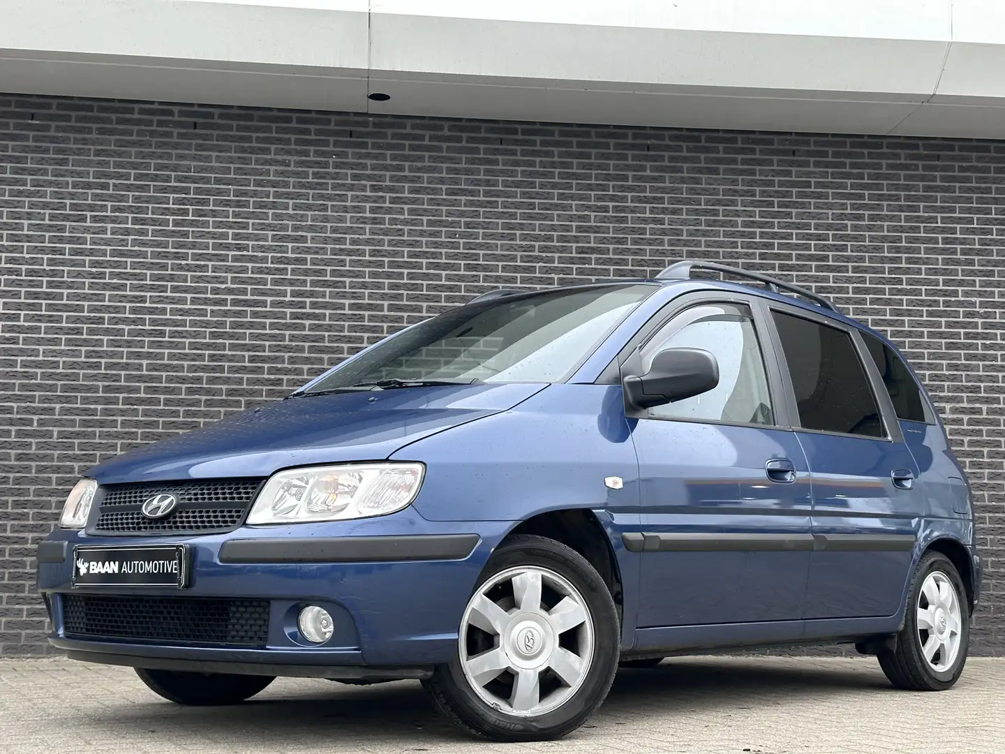 Hyundai Matrix 1.6i Active Joy Albastru - 2