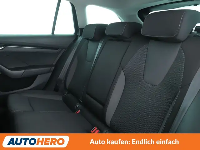 Skoda Octavia view 14