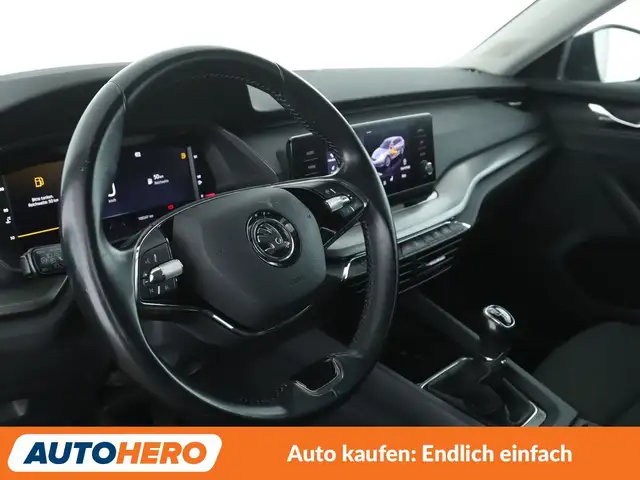 Skoda Octavia view 11
