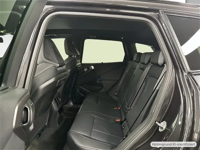 BMW X3 M view 11