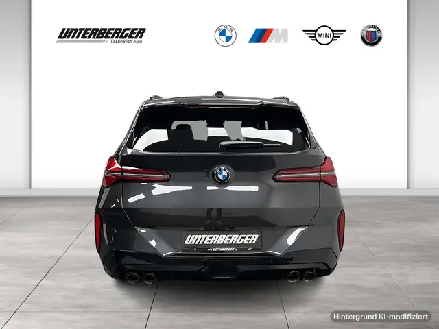 BMW X3 M view 5