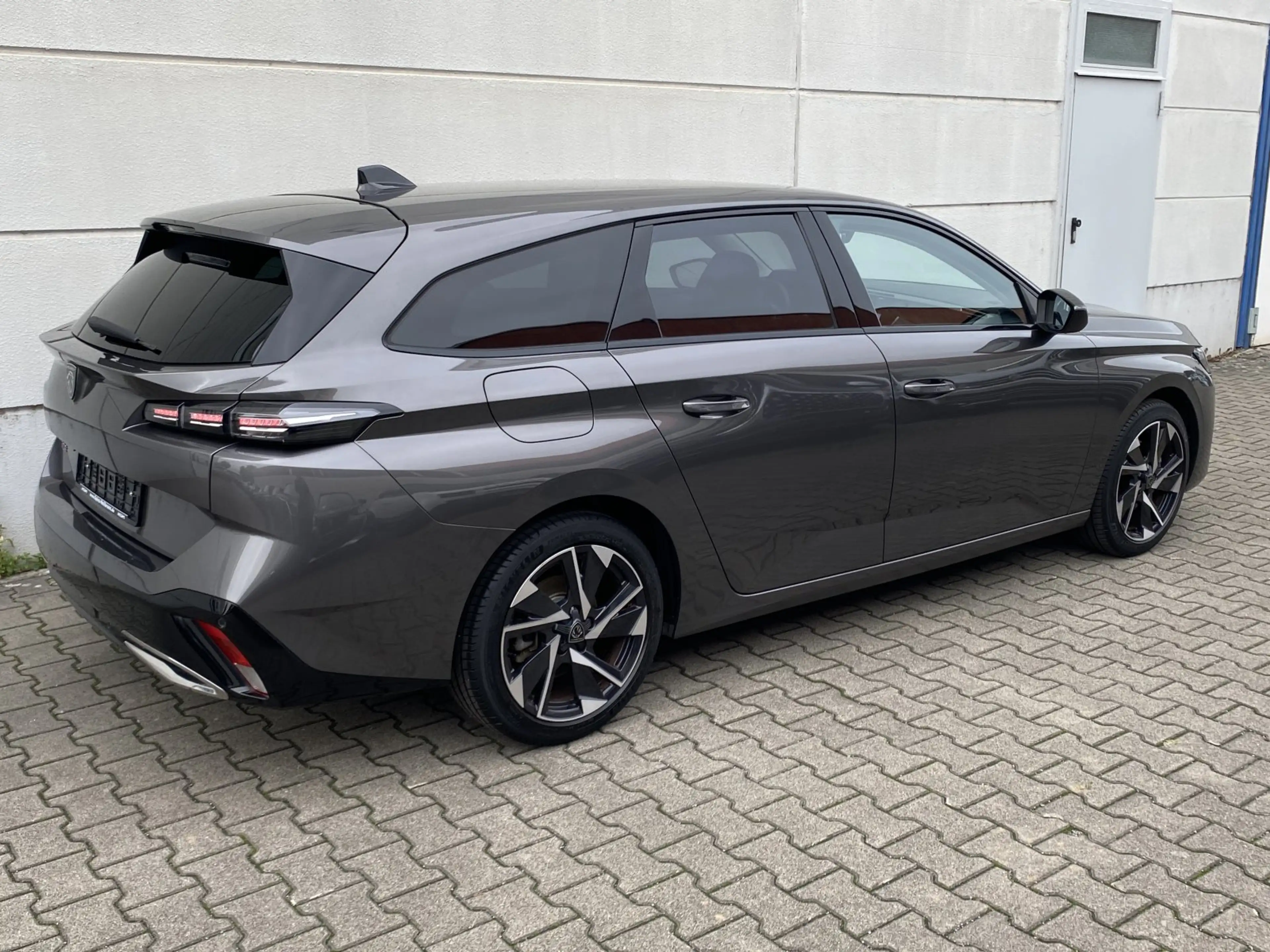 Peugeot 308 1.2 PureTech  Allure Pack ACC Tmat Shz Nav CarPlay — photo 3