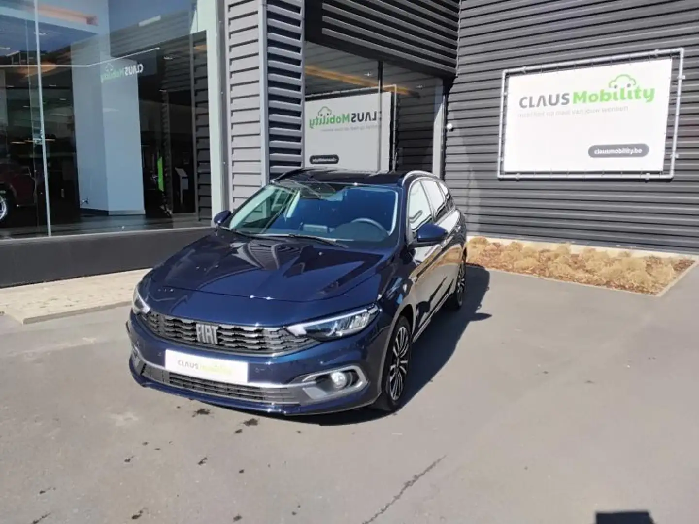 Fiat Tipo SW Life Blau - 1