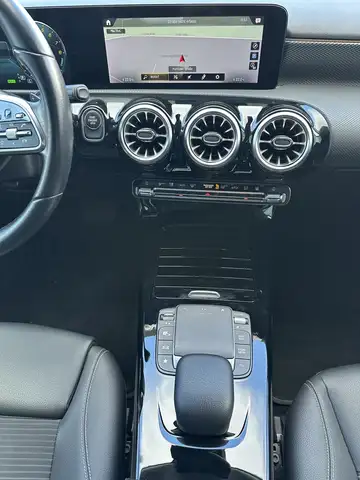Mercedes-Benz A-Class view 11