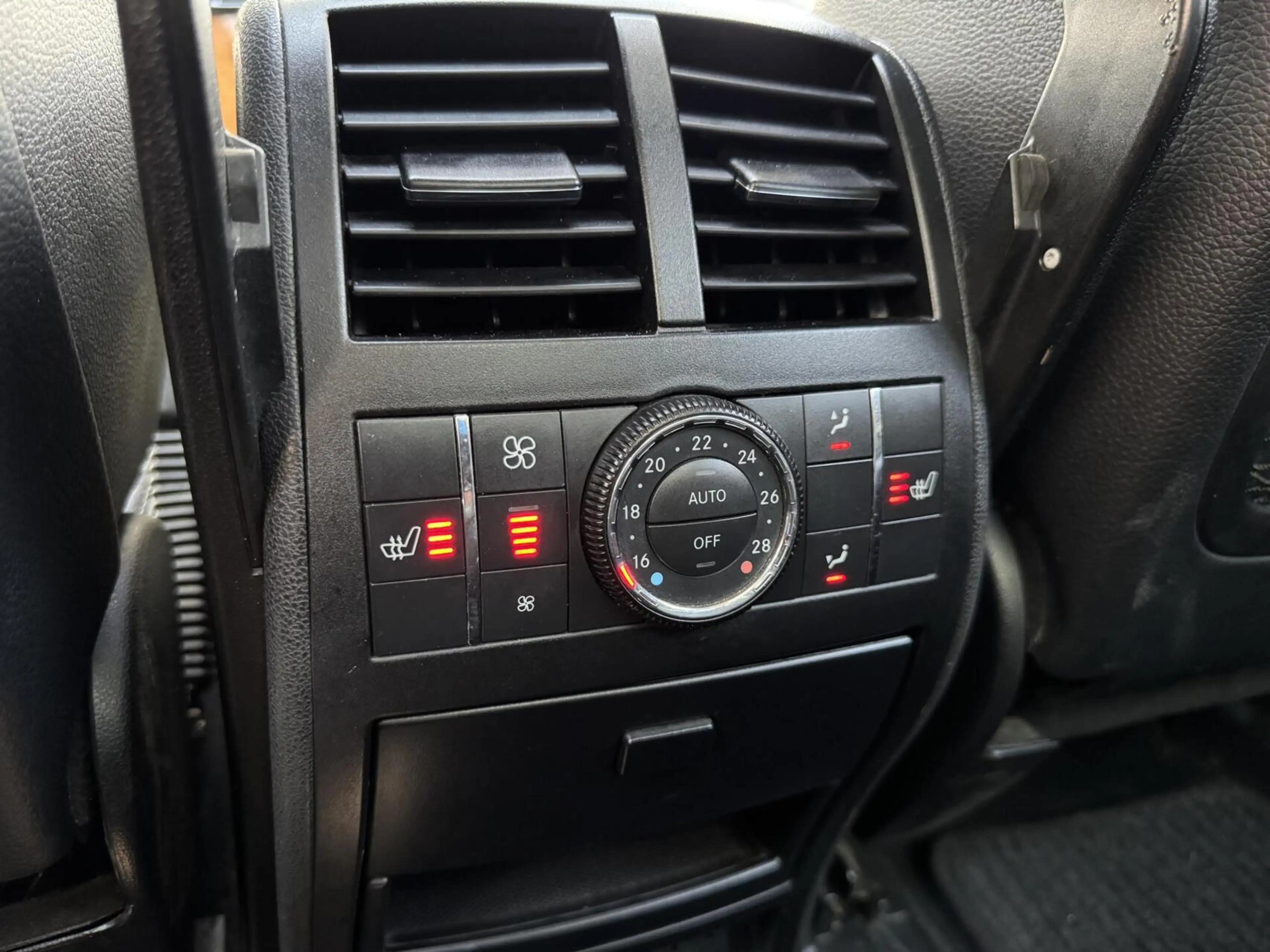 Mercedes-Benz GL 350 BlueTEC 4-Matic Automaat | Xenon | Leder | CarPlay — photo 25