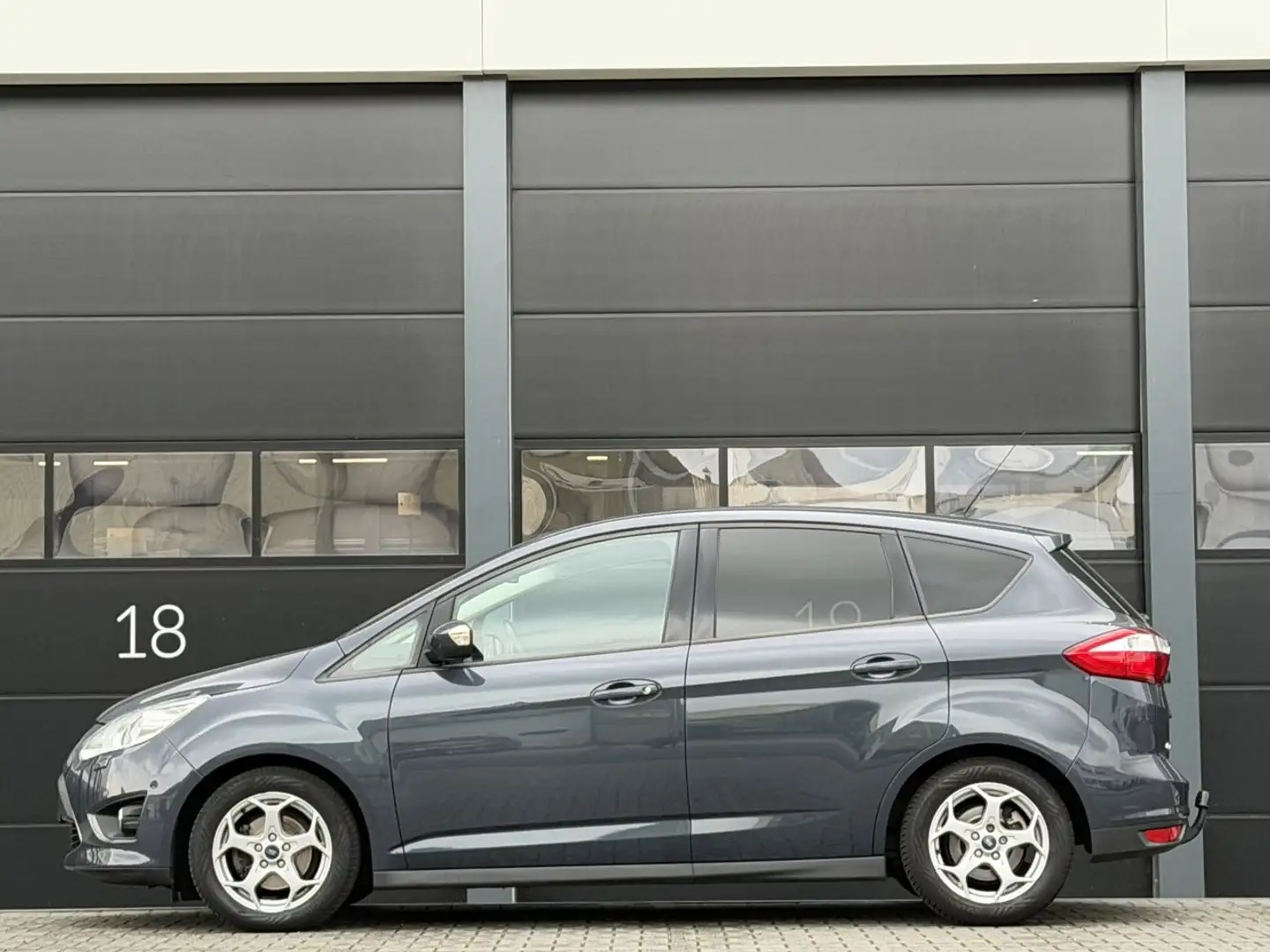 Ford C-Max 1.6 TDCi Titanium Grijs - 2