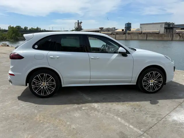 Porsche Cayenne Cayenne II S 4,2 Aut.*Approved*Sport Design Paket* Ansicht 7