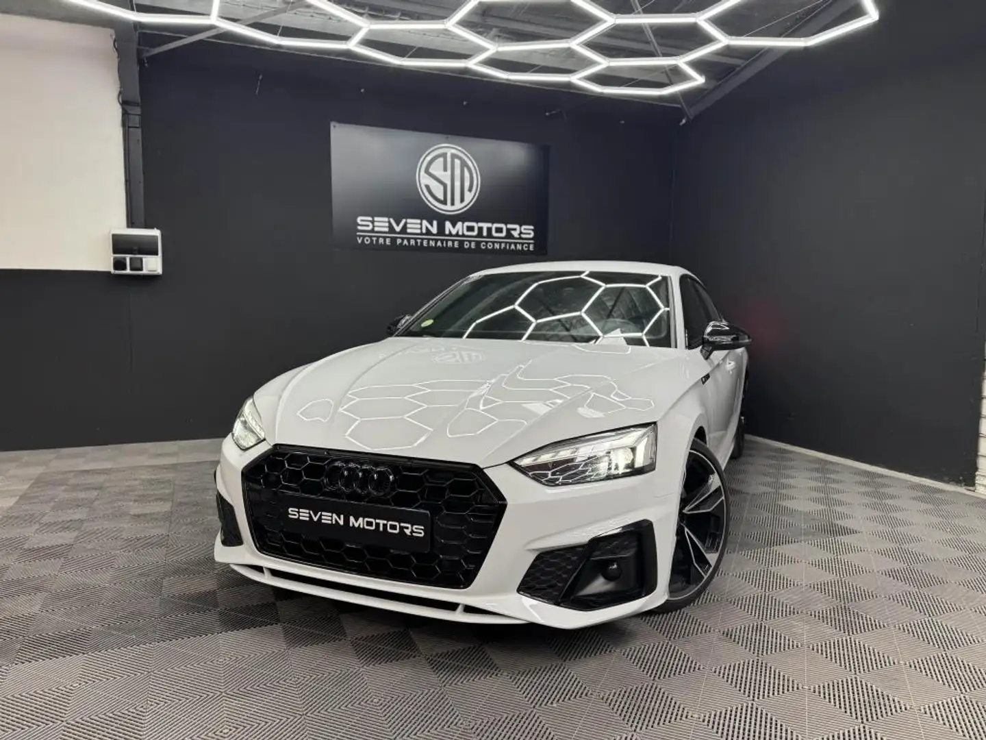 Audi A5 SPORTBACK  S LINE 2.0 35 TDI -163CH / À partir de 583euros/mois Blanco - 1