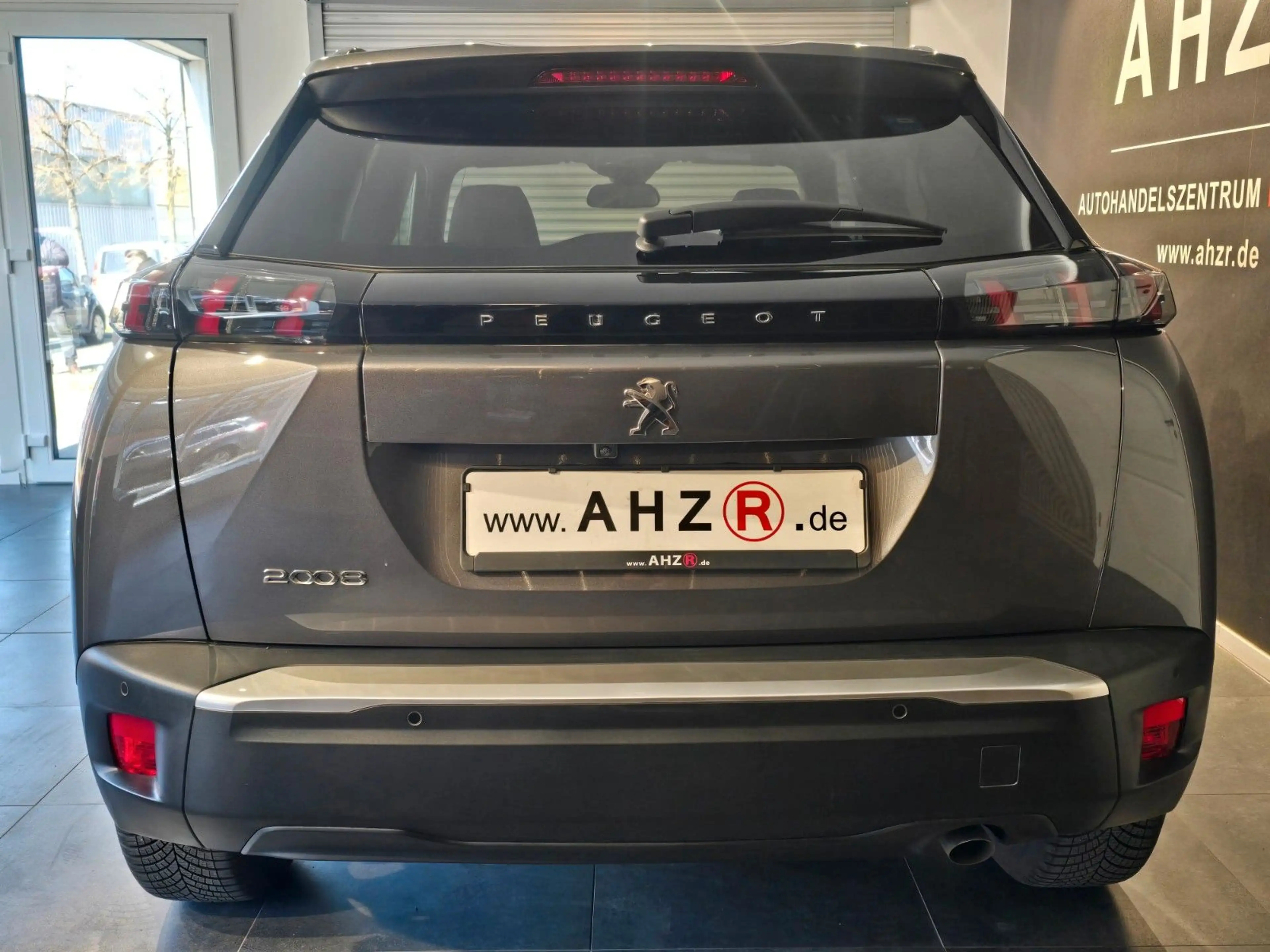 Peugeot 2008 Allure Pack*1.HAND*NAVI*TEMPO*SHZ*KAM — photo 5