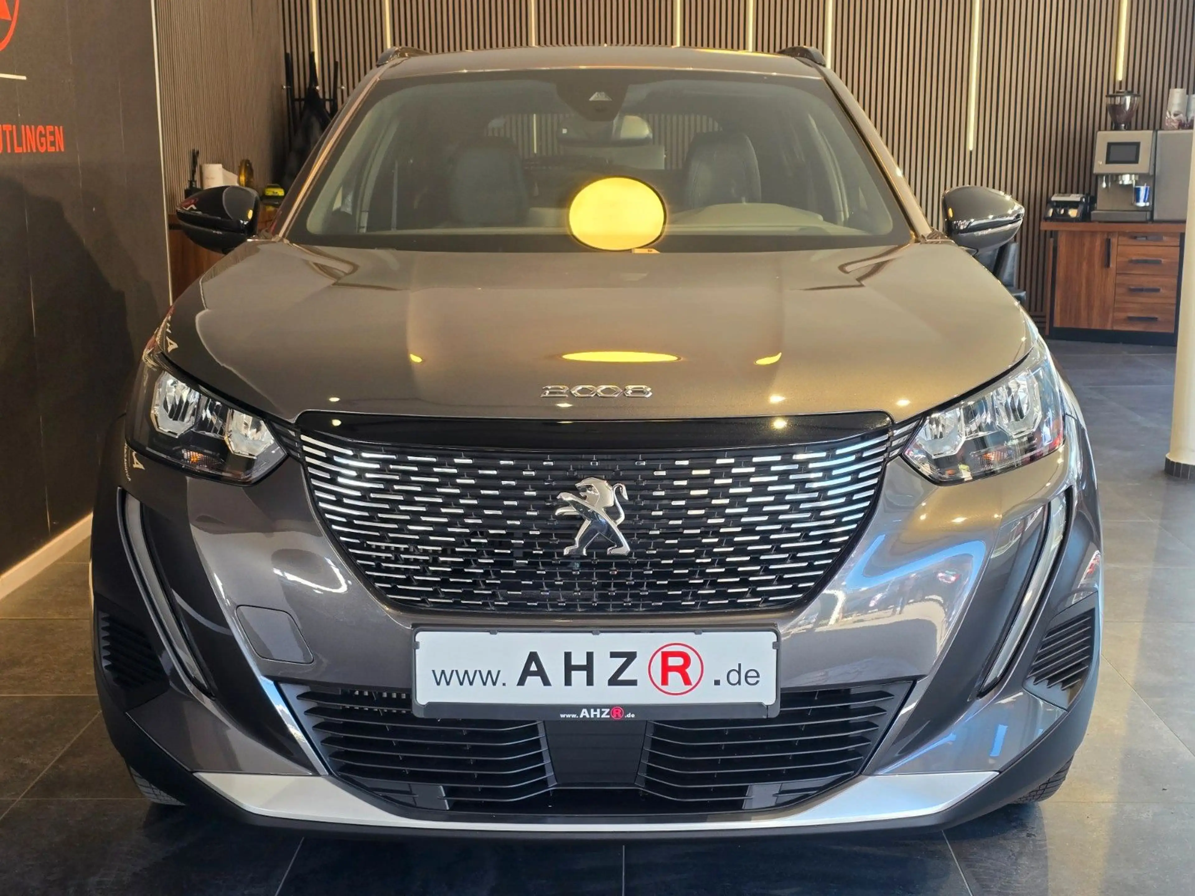 Peugeot 2008 Allure Pack*1.HAND*NAVI*TEMPO*SHZ*KAM — photo 2