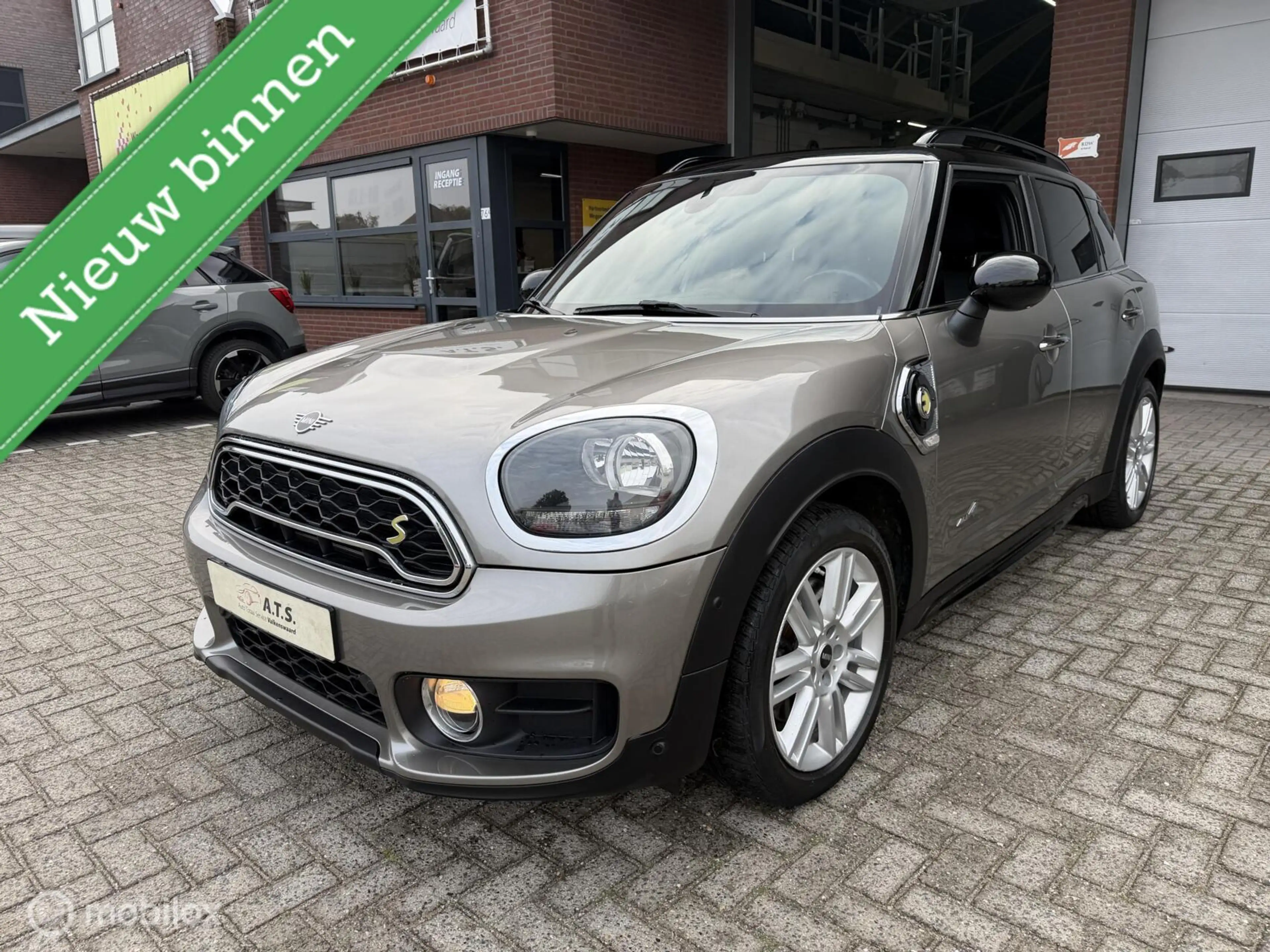 MINI Cooper SE Countryman 1.5 ALL4 LEDER*NAVI*CRUISE*PDC*