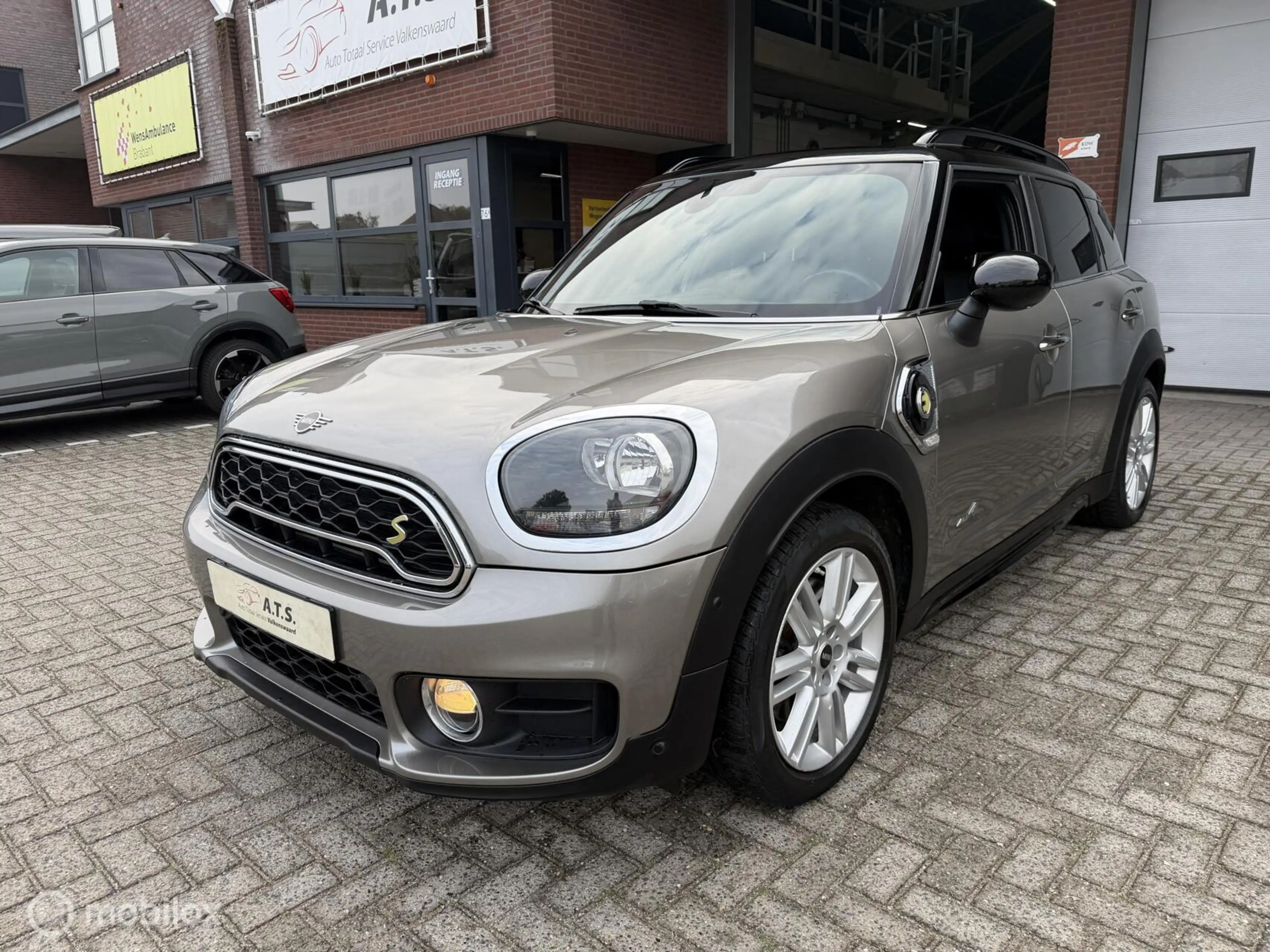 MINI Cooper SE Countryman 1.5 ALL4 LEDER*NAVI*CRUISE*PDC*